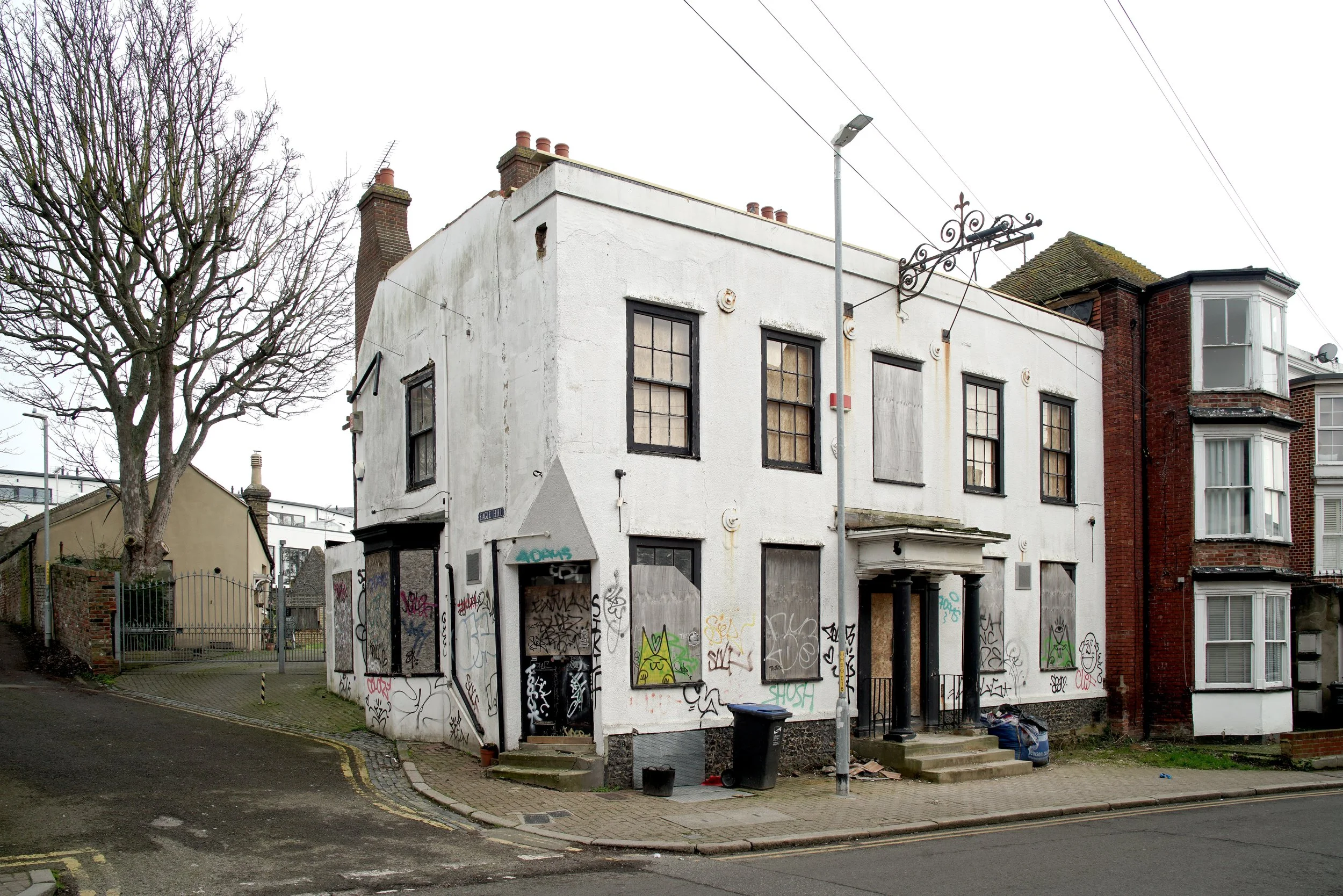 Neighbours-5.JPG