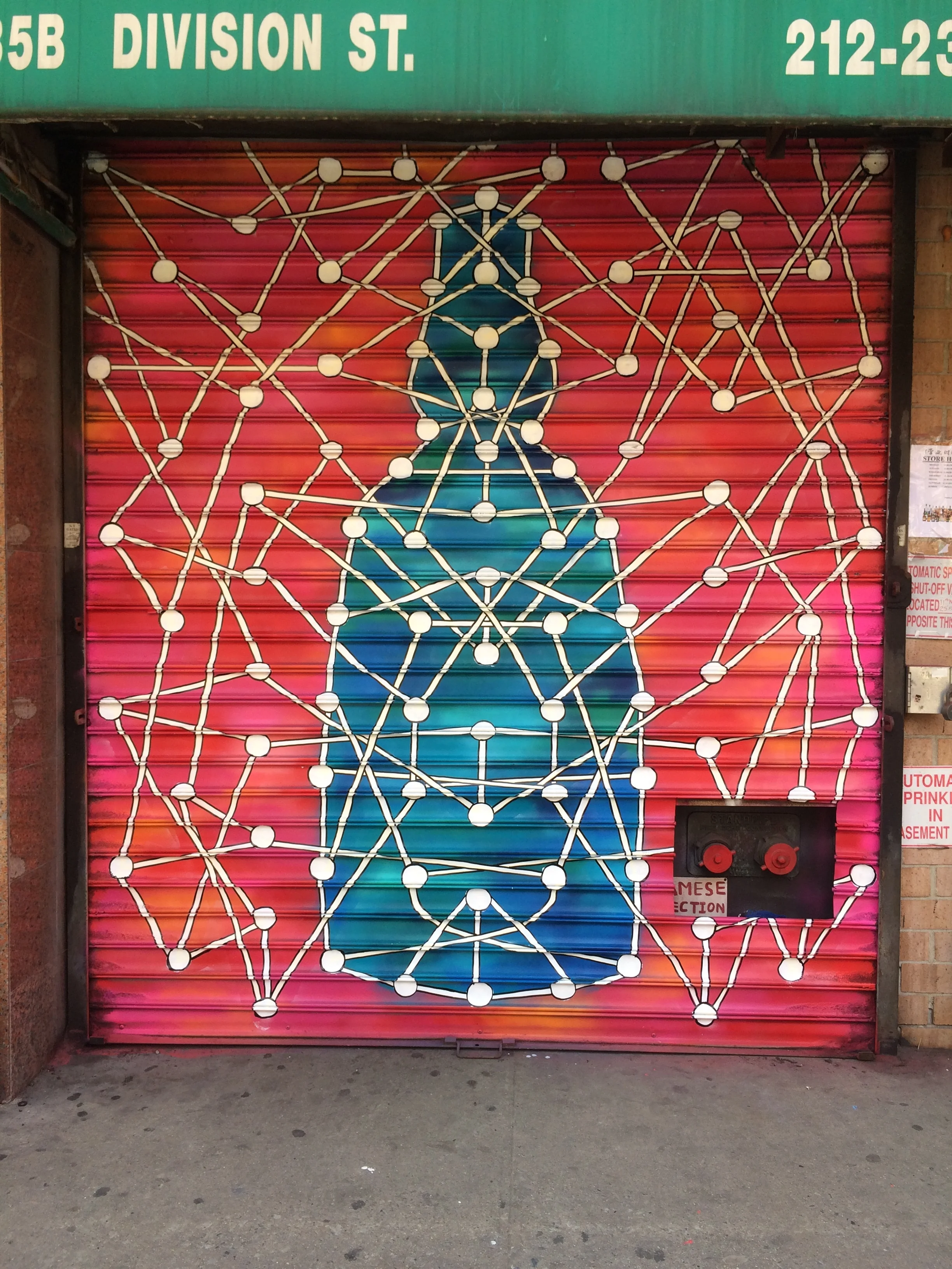  100 gates project mural at Wedding Banquet Liquor, 135 Division Street @ Canal in the Lower East Side. Sponsored by  @lowereastsideNYC &nbsp;and  @tigerbeer , spring 2016. 