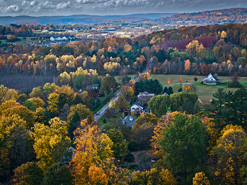fall-foliage-stowe-vermont.jpg