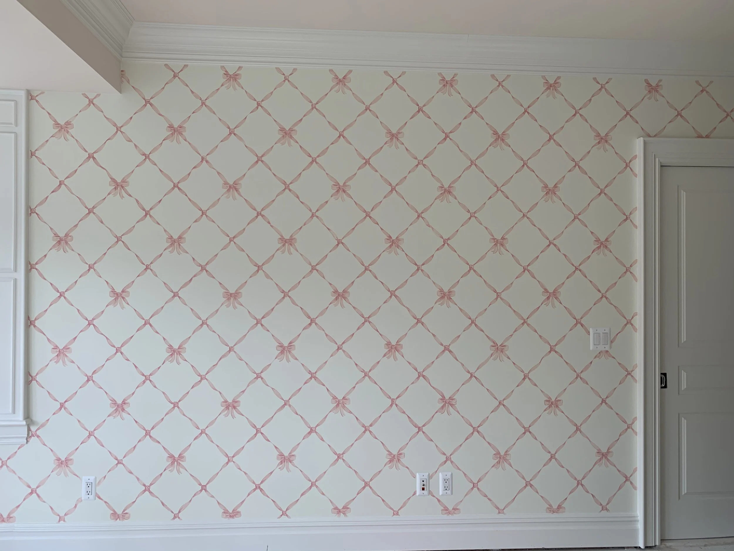 Hand Painted Ribbon Walls in Birmingham Michigan