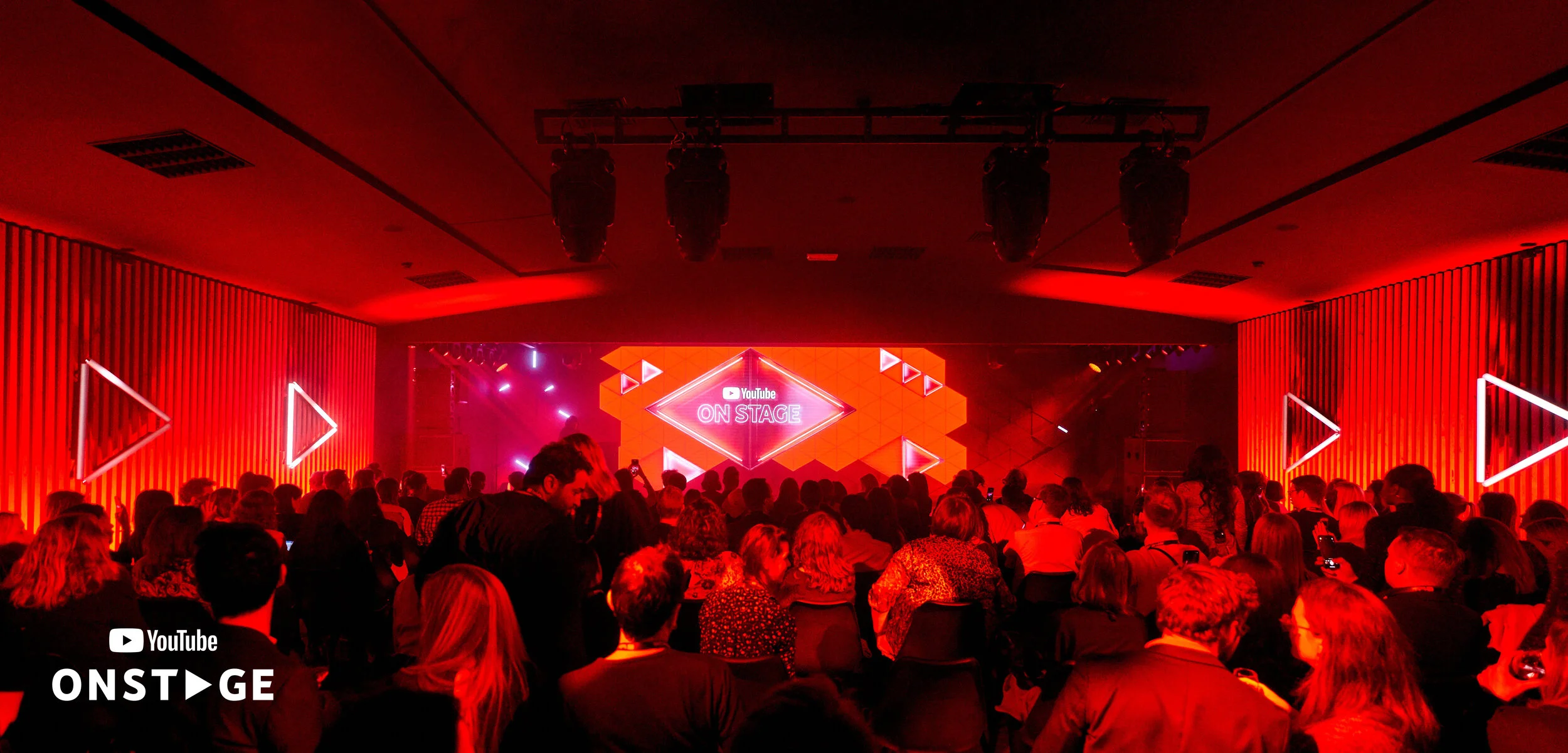 YOUTUBE ON STAGE | BRUSSELS, BELGIUM | 2019An evening of intimate musical performance from artists who have used YouTube to engage with their loyal fans across the world.Digital DesignDigital Screen Content • Screen Content Templates • Speaker Intro…