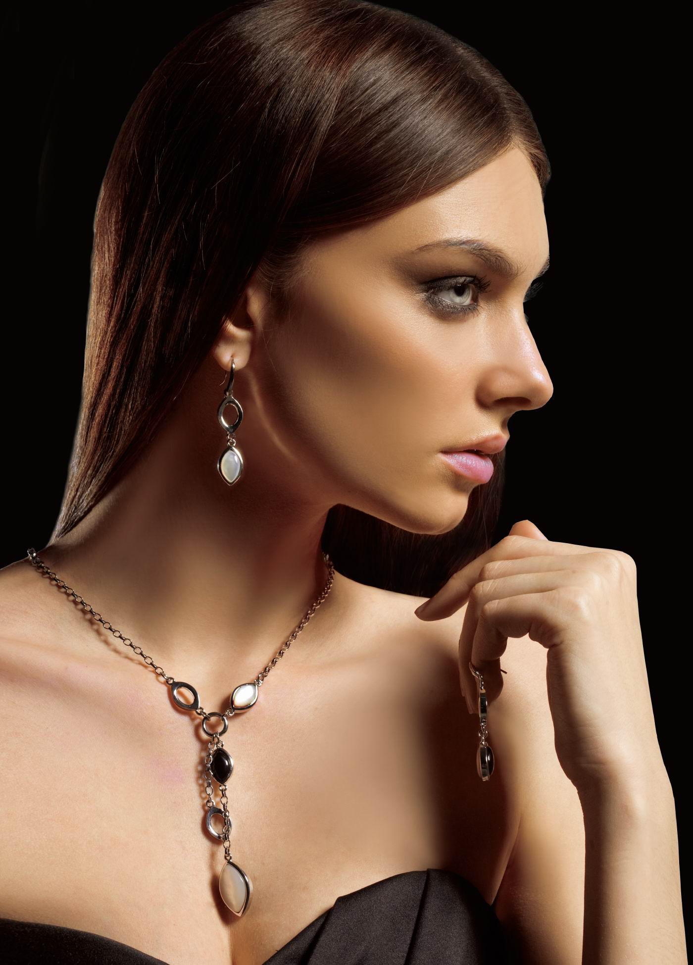 STRONG JEWEL CHONG CHONG JEWELRY_BRIDAL_WEDDING_COCKTAILSTRONG JEWEL CHONG CHONG JEWELRY_BRIDAL_WEDDING_COCKTAIL15.jpg