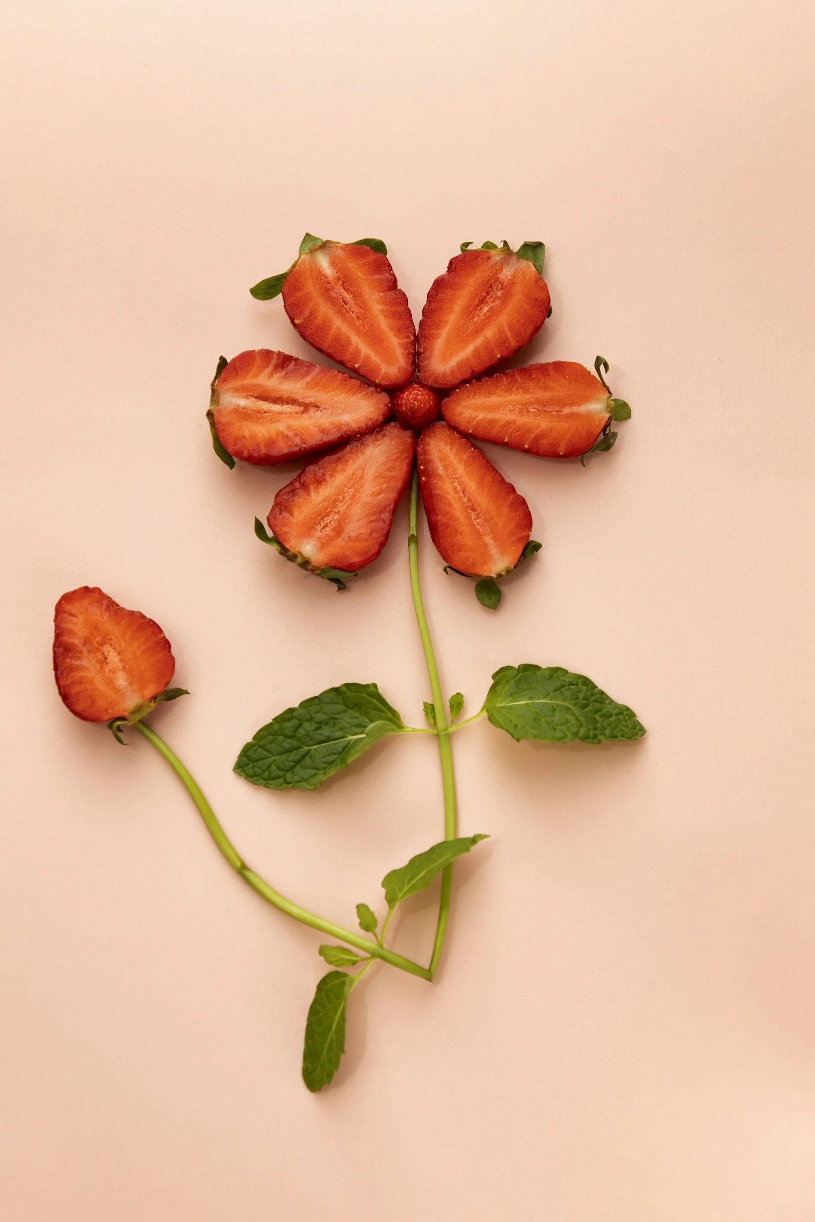 STRAWBERRY FESTIVAL COOLING RESTORATIVE