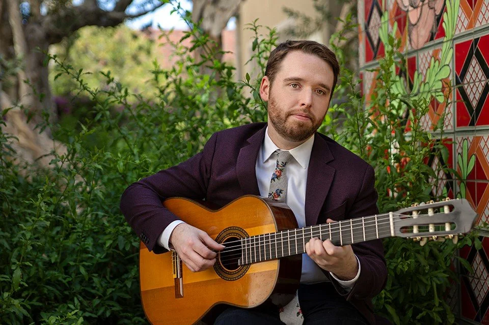 Colin Davin - Classical Guitarist