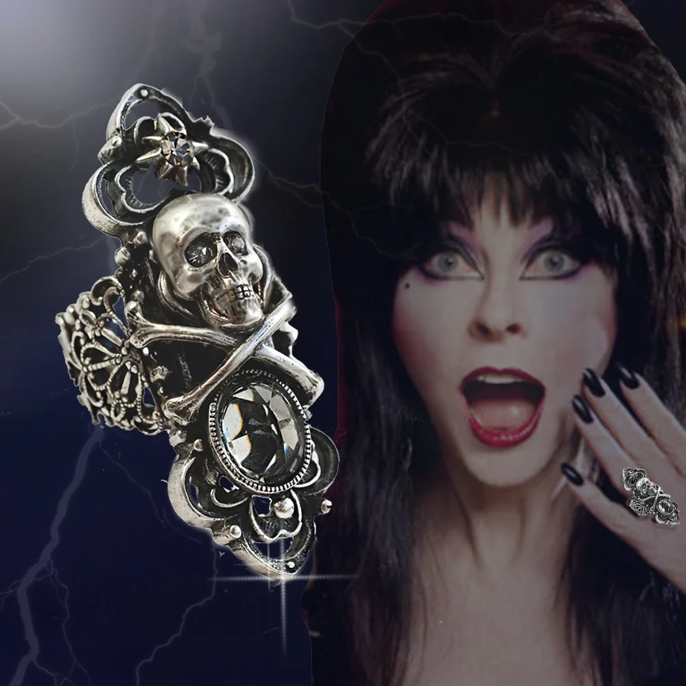 Style R112 Skull Ring Elvira Sweet Romance.jpg