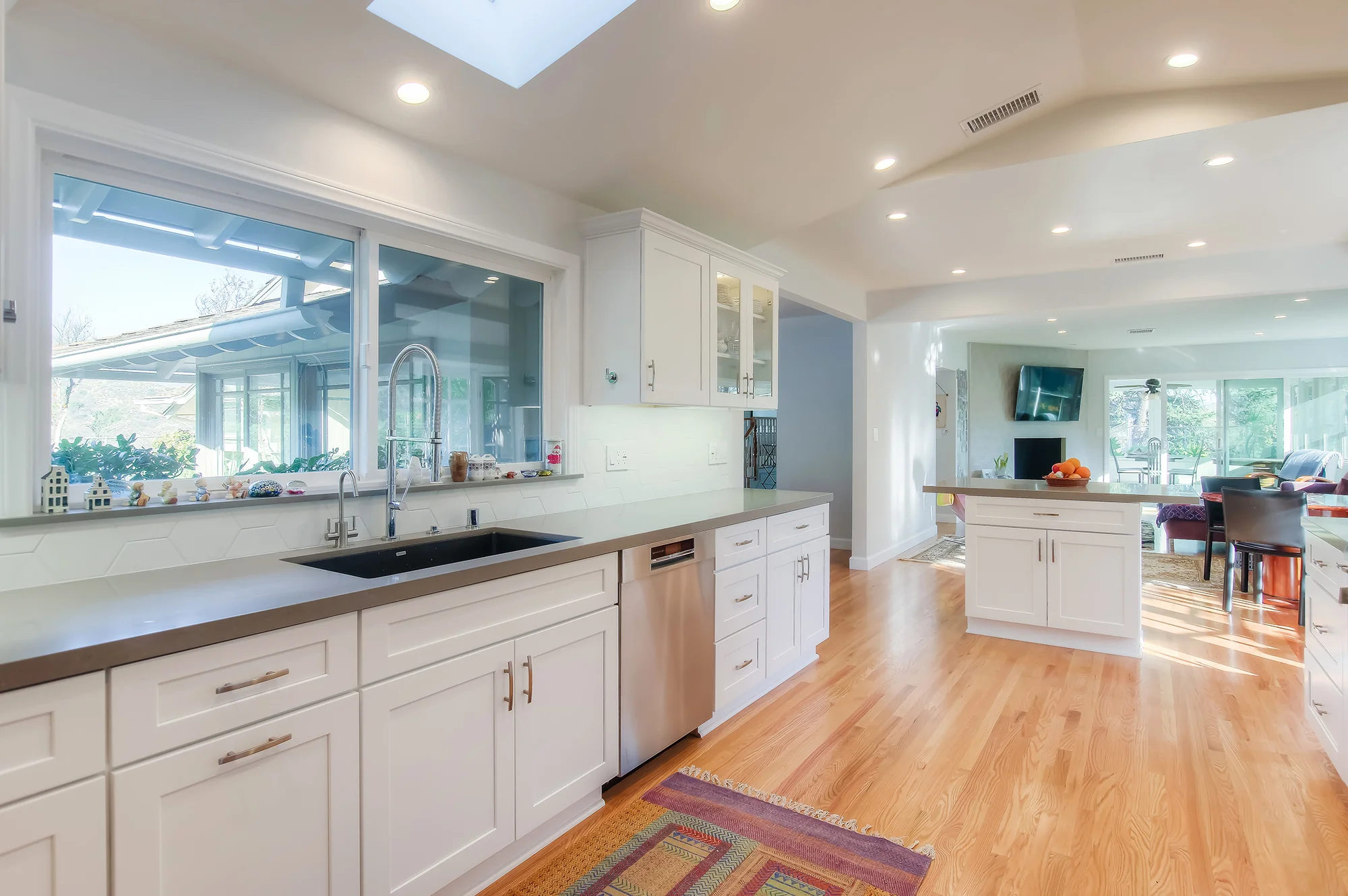 glendale complete remodel small 11.jpg