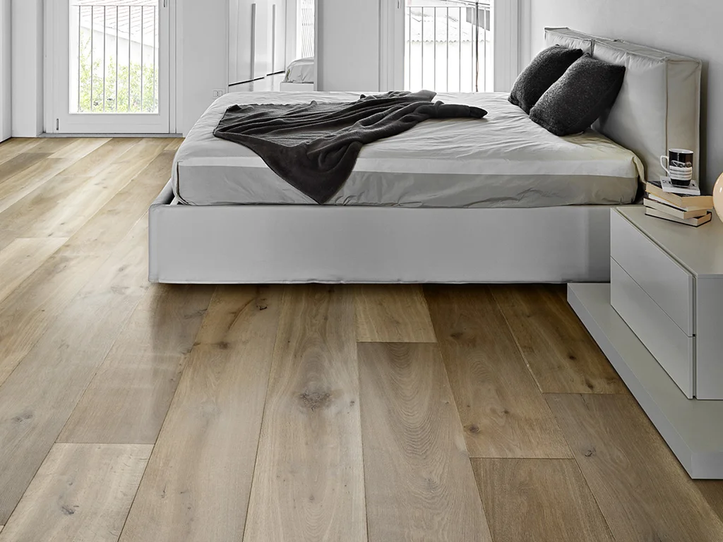 Timbertop Biarritz room scene.jpg