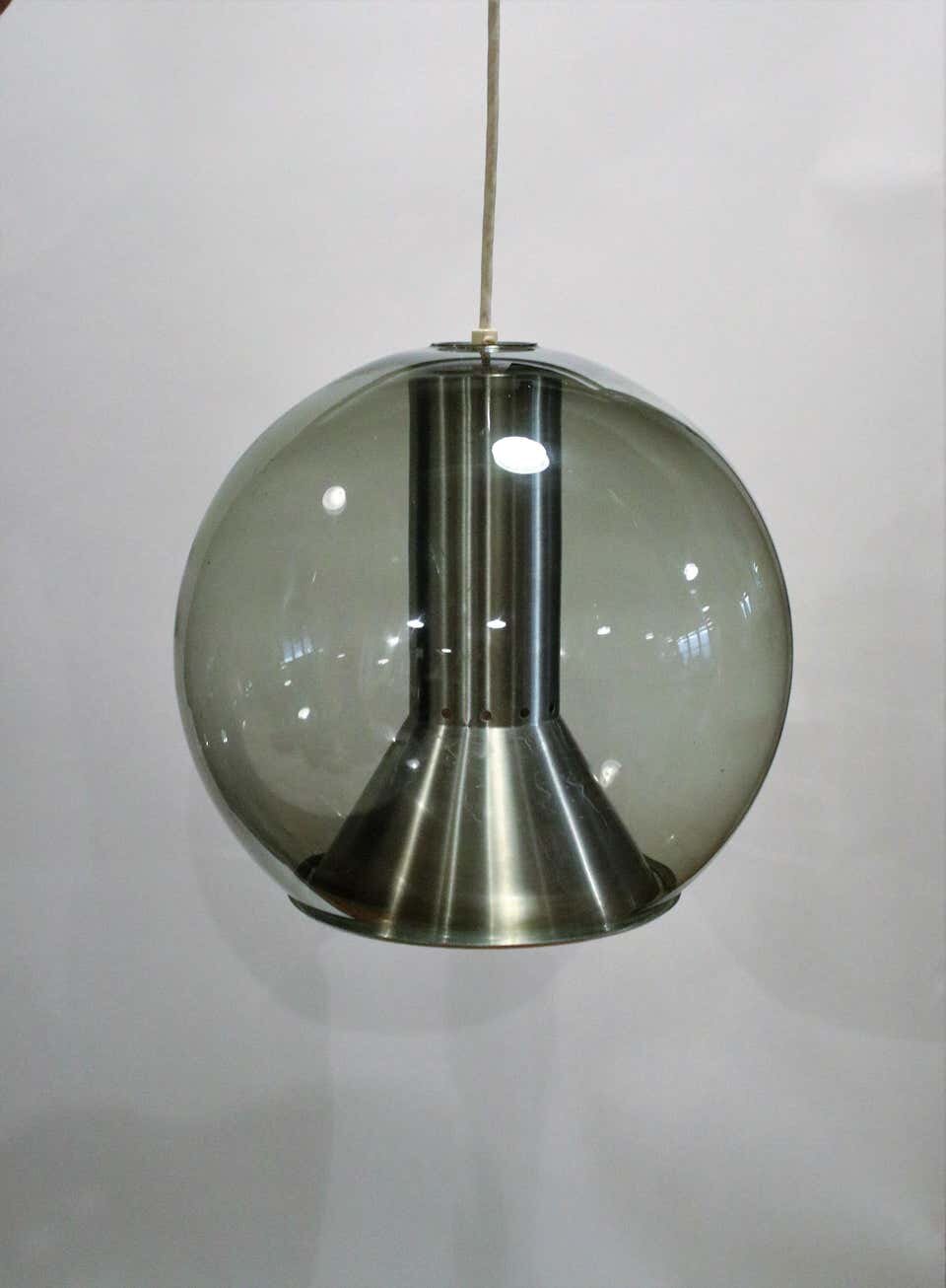 Grijpen Bevatten gevechten Franck Ligtelijn Globe Ceiling Lamp by RAAK — MODLIFE HOME