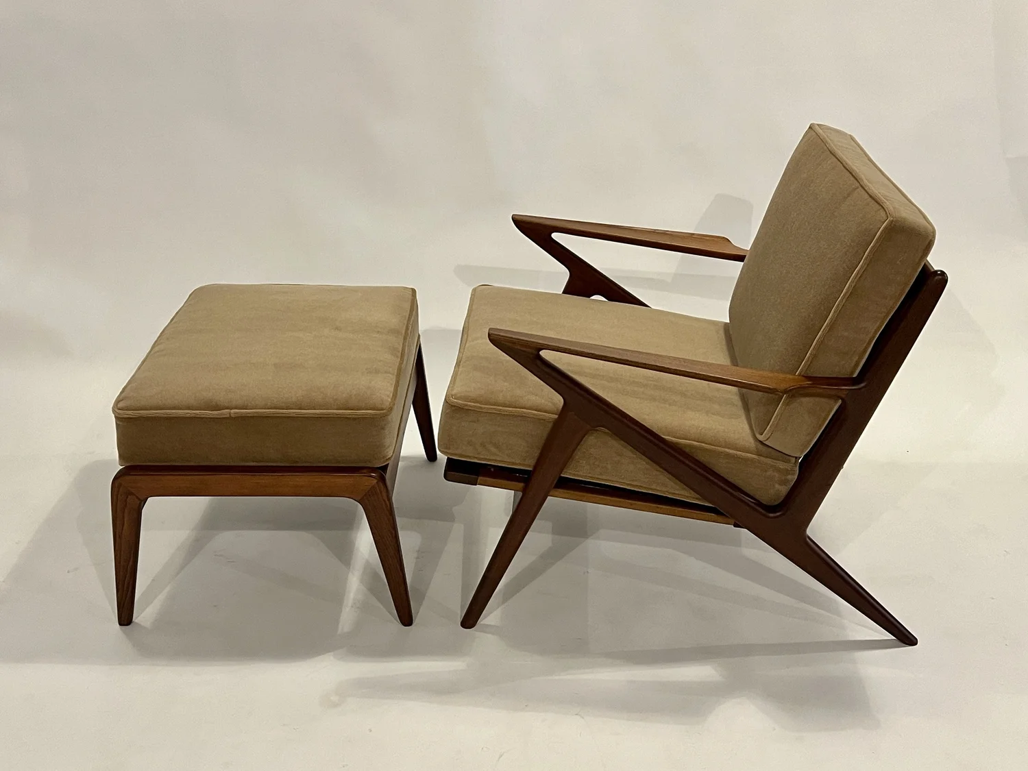 Lounge Chair and Ottoman by Poul Jensen — MODLIFE HOME