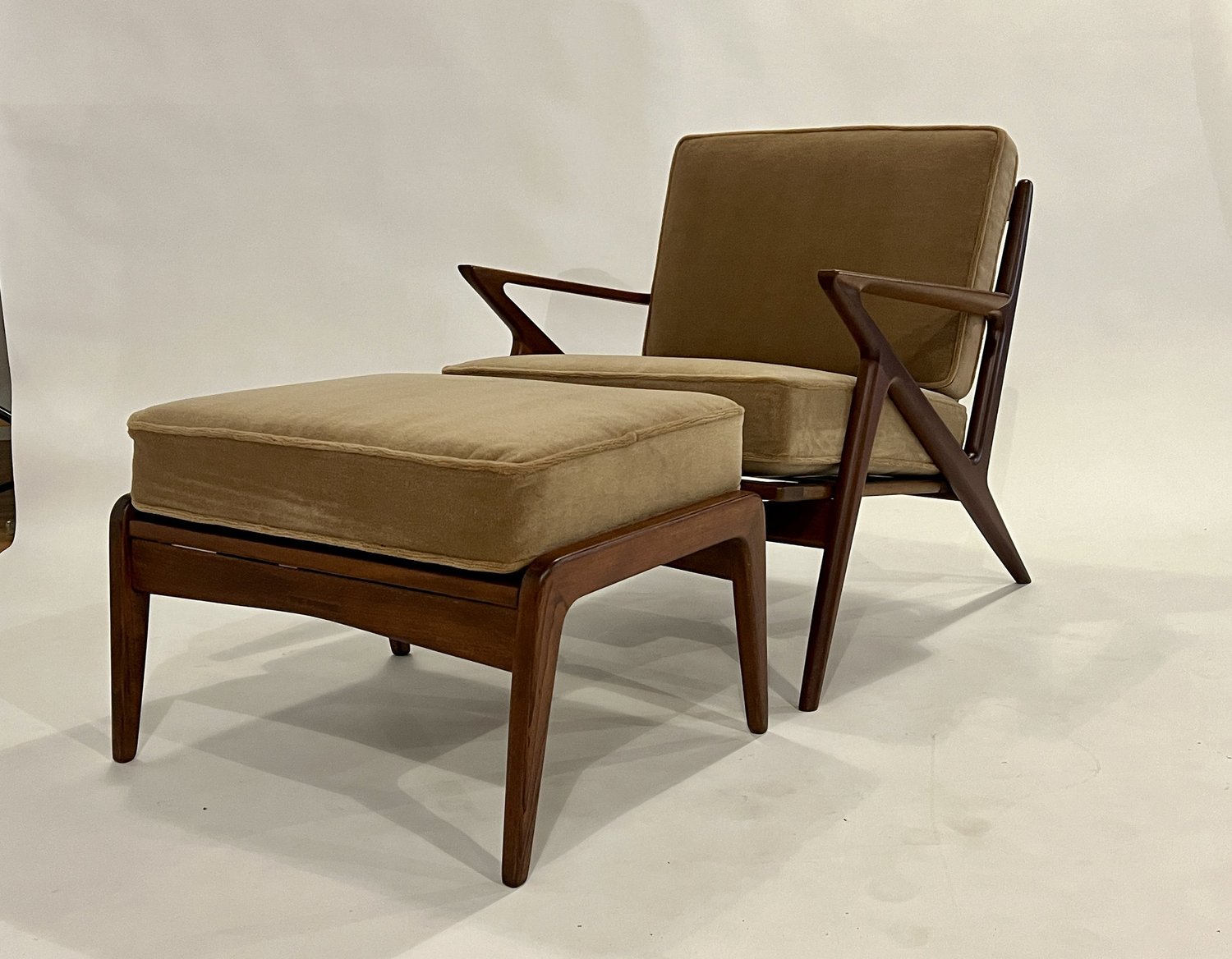 Lounge Chair and Ottoman by Poul Jensen — MODLIFE HOME