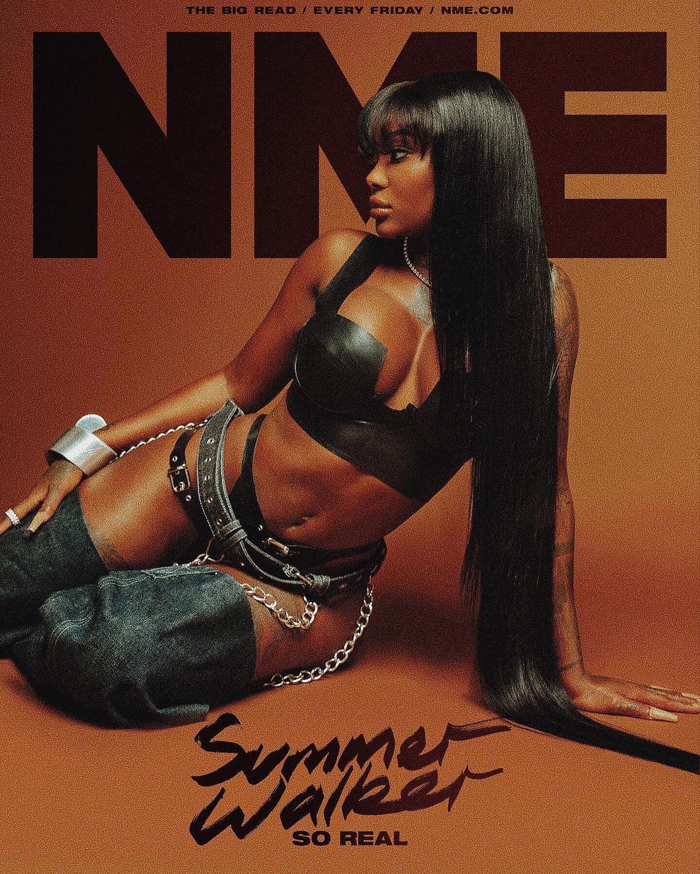 Flashback to @summerwalker in @hardeman_ belted thigh-high denim boots on the cover of @nmemagazine ❤️&zwj;🔥 

Styled by @danasia_sutton 
Photo by @ro.lexx

#hardeman #summerwalker #nme #cover #fbf