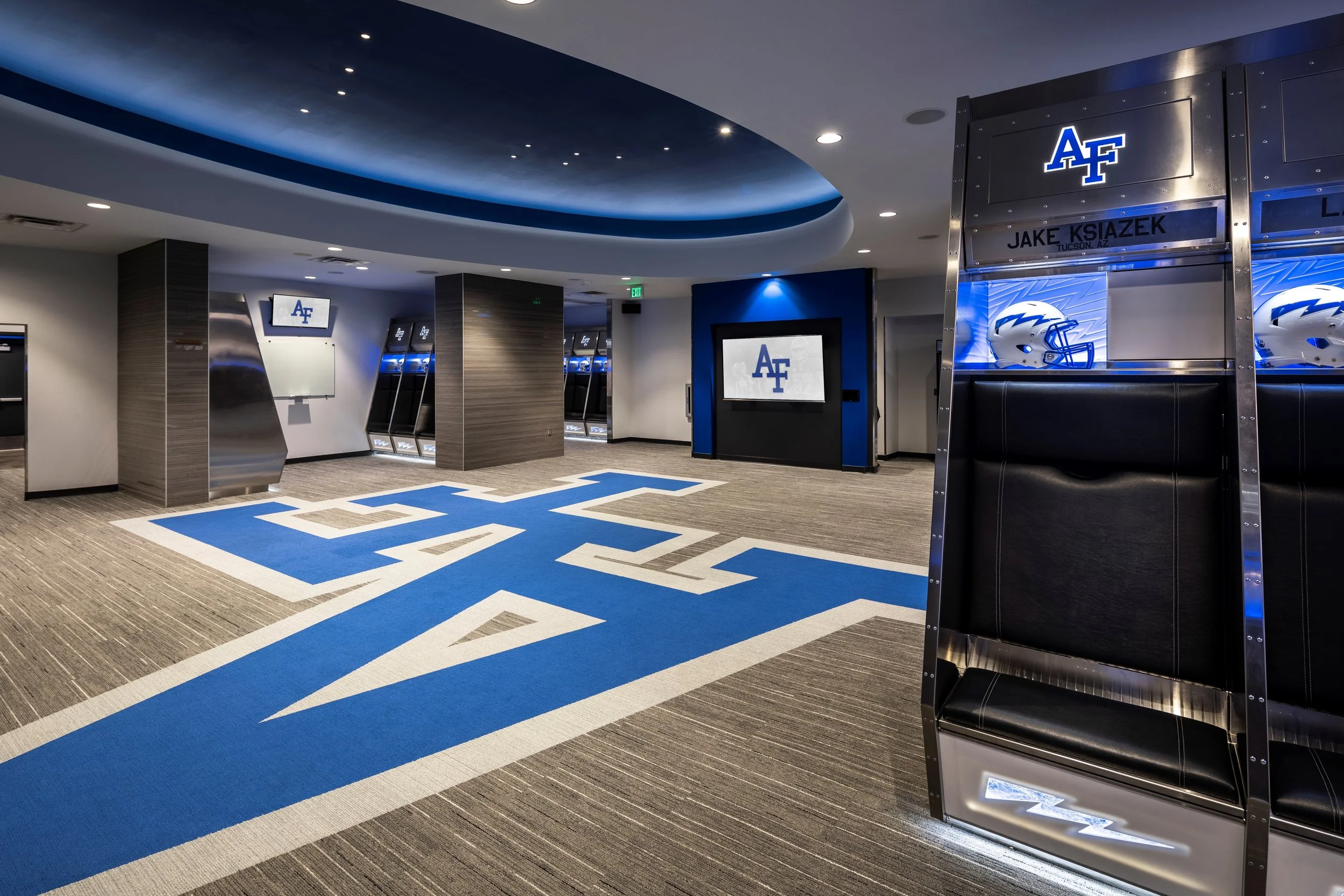 06 Falcon Stadium Locker room 2.jpg