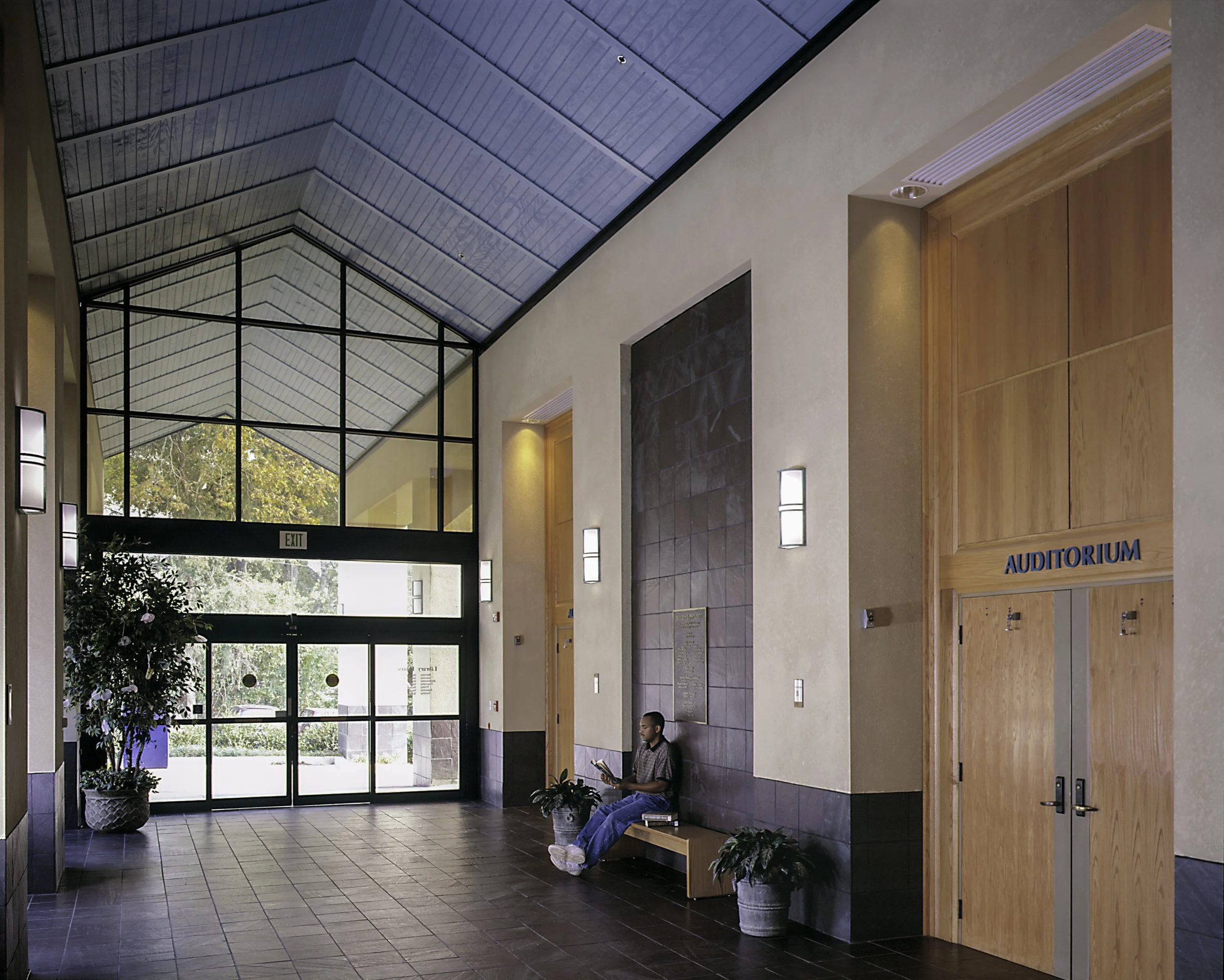 2772-11 300dpi 8x10.jpg