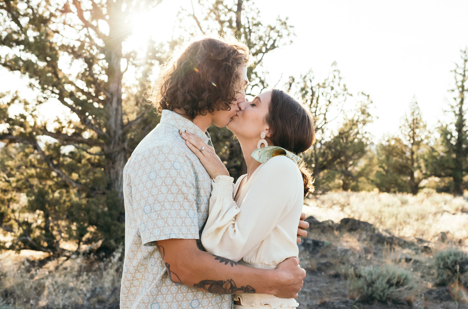 engagement_photos_badlands_bend_oregon-24.jpg