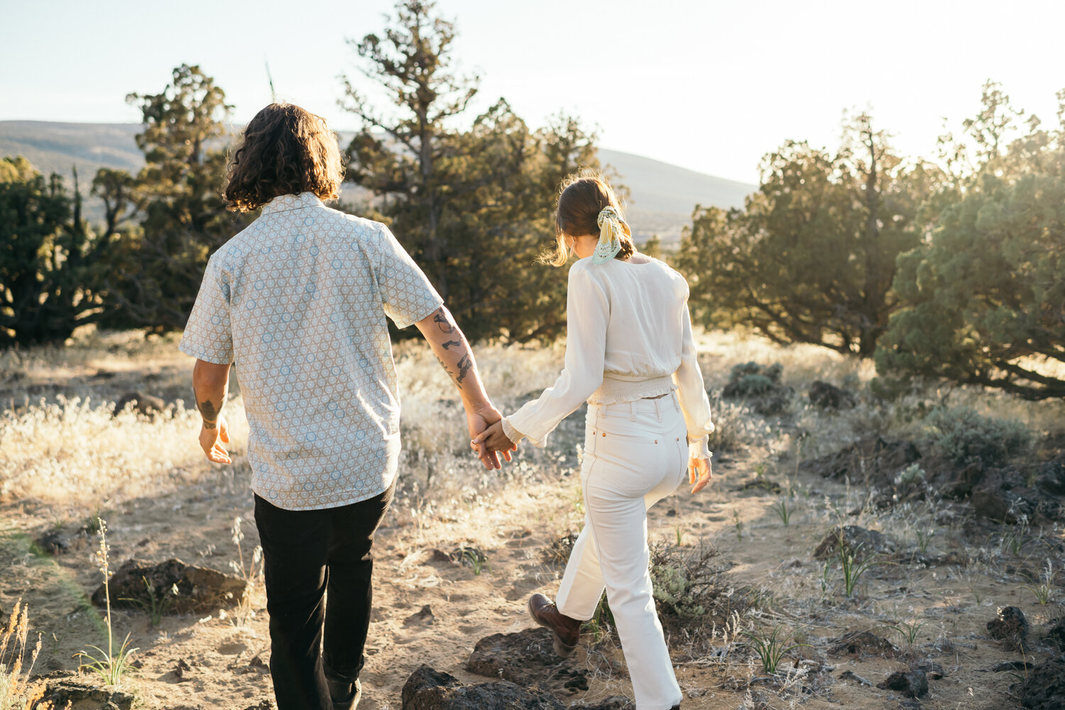 engagement_photos_badlands_bend_oregon-49.jpg