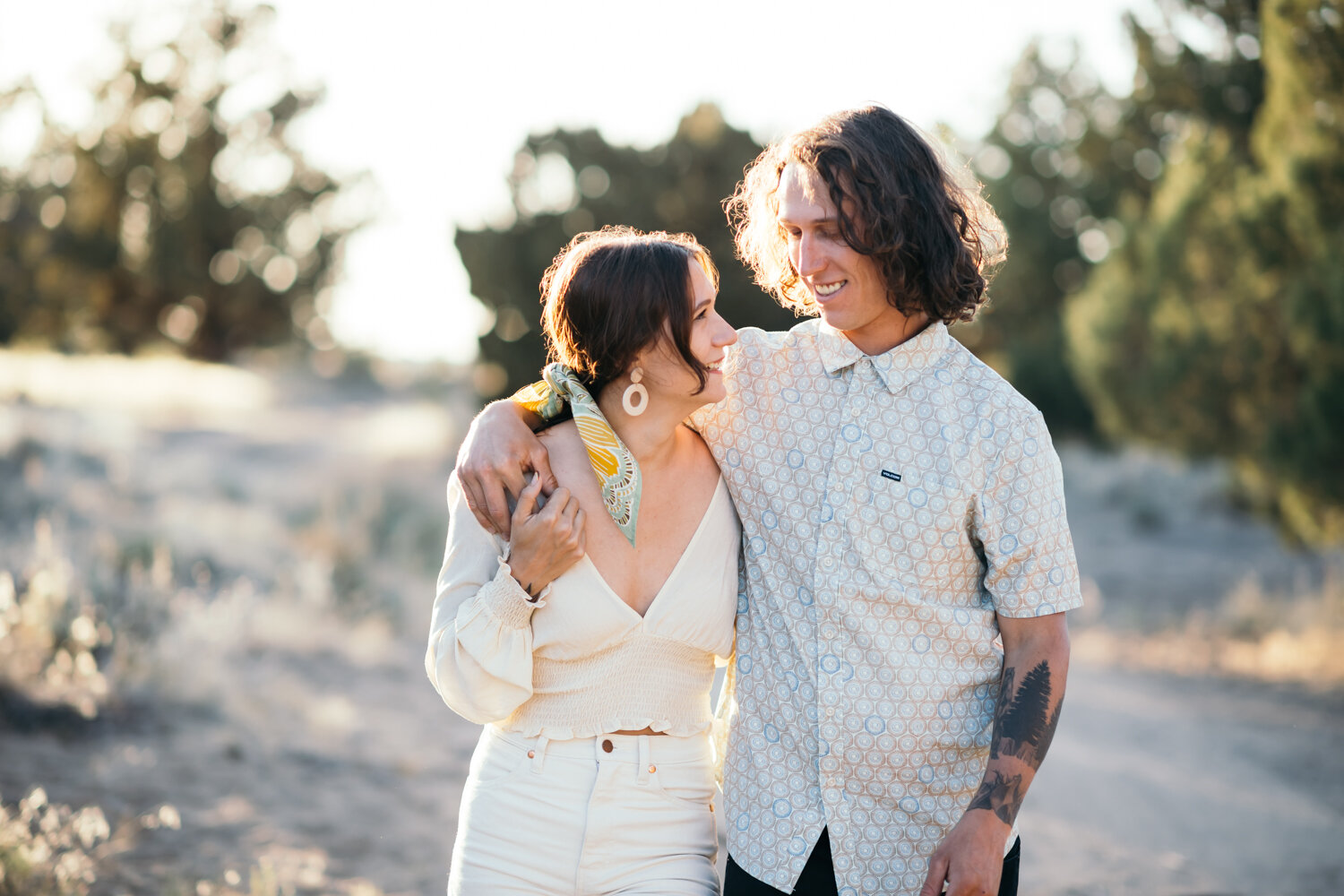 engagement_photos_badlands_bend_oregon-64.jpg