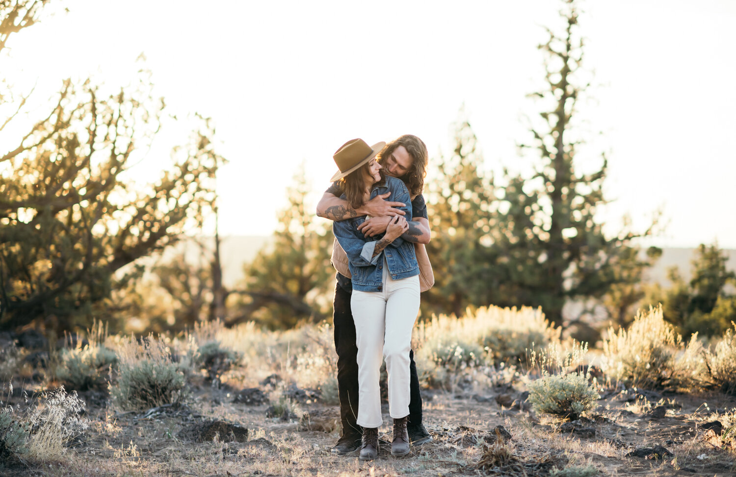 engagement_photos_badlands_bend_oregon-67.jpg