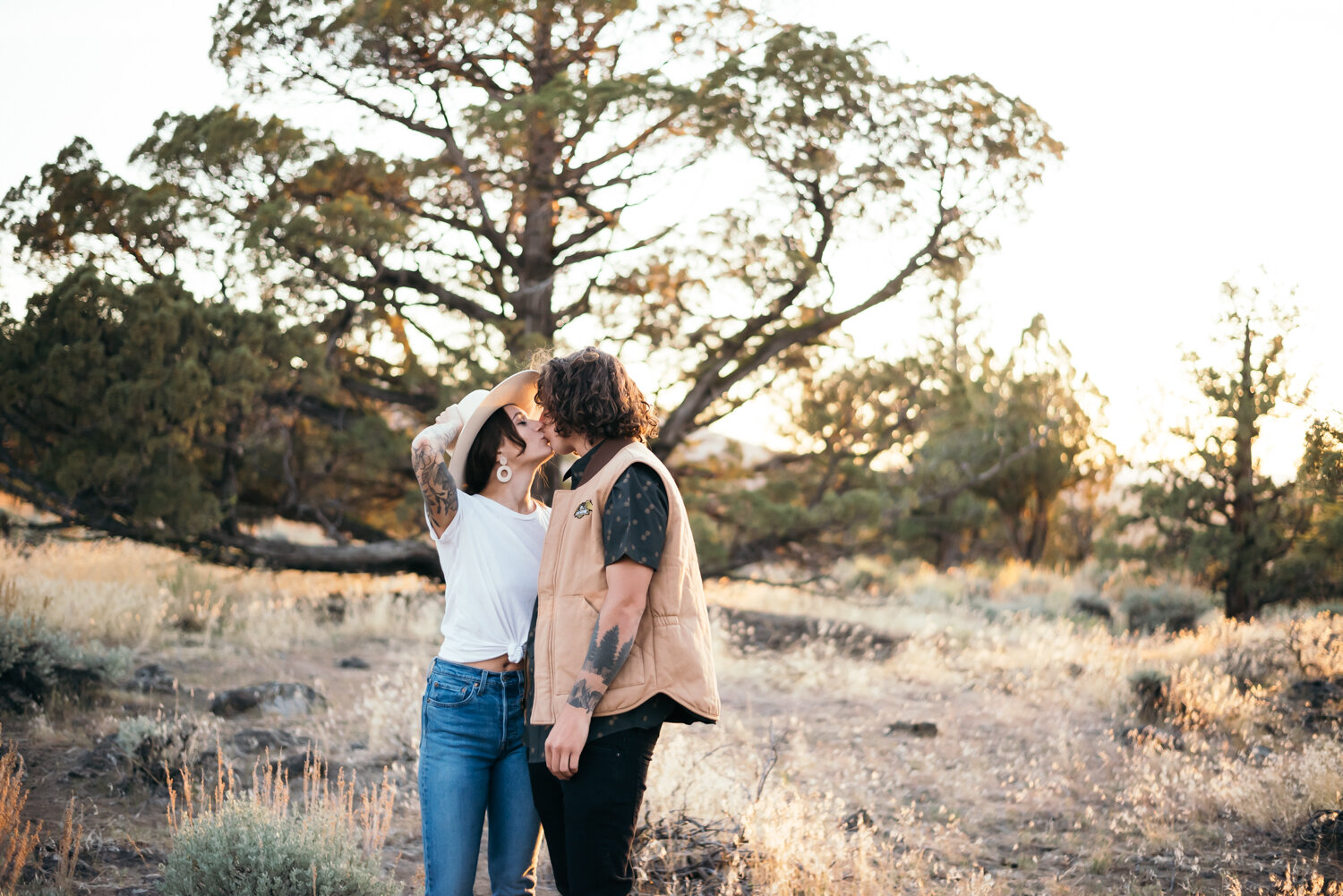 engagement_photos_badlands_bend_oregon-84.jpg