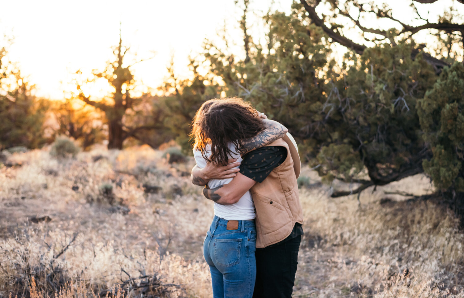 engagement_photos_badlands_bend_oregon-86.jpg
