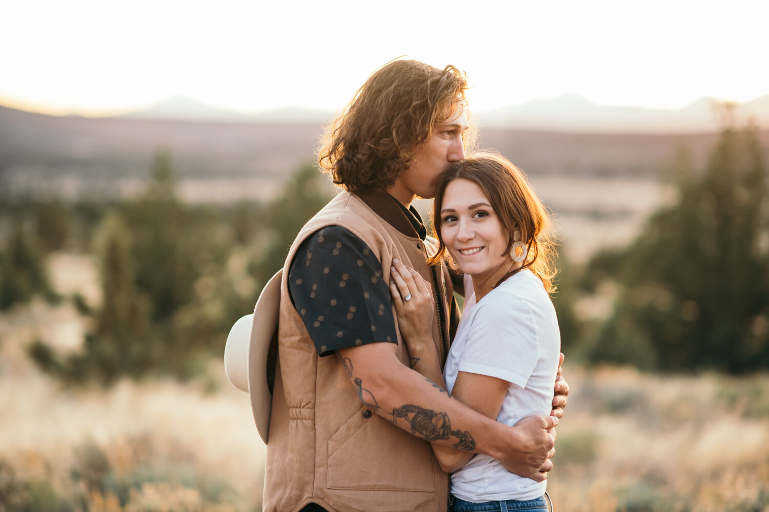 engagement_photos_badlands_bend_oregon-89.jpg