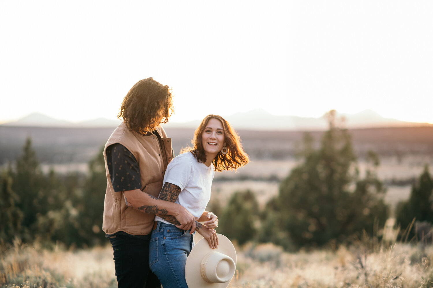 engagement_photos_badlands_bend_oregon-91.jpg