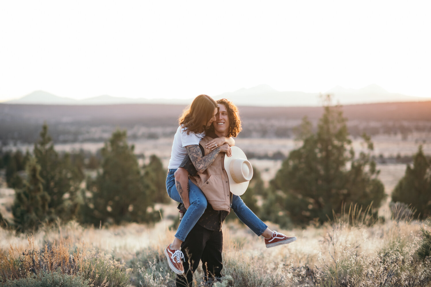 engagement_photos_badlands_bend_oregon-95.jpg