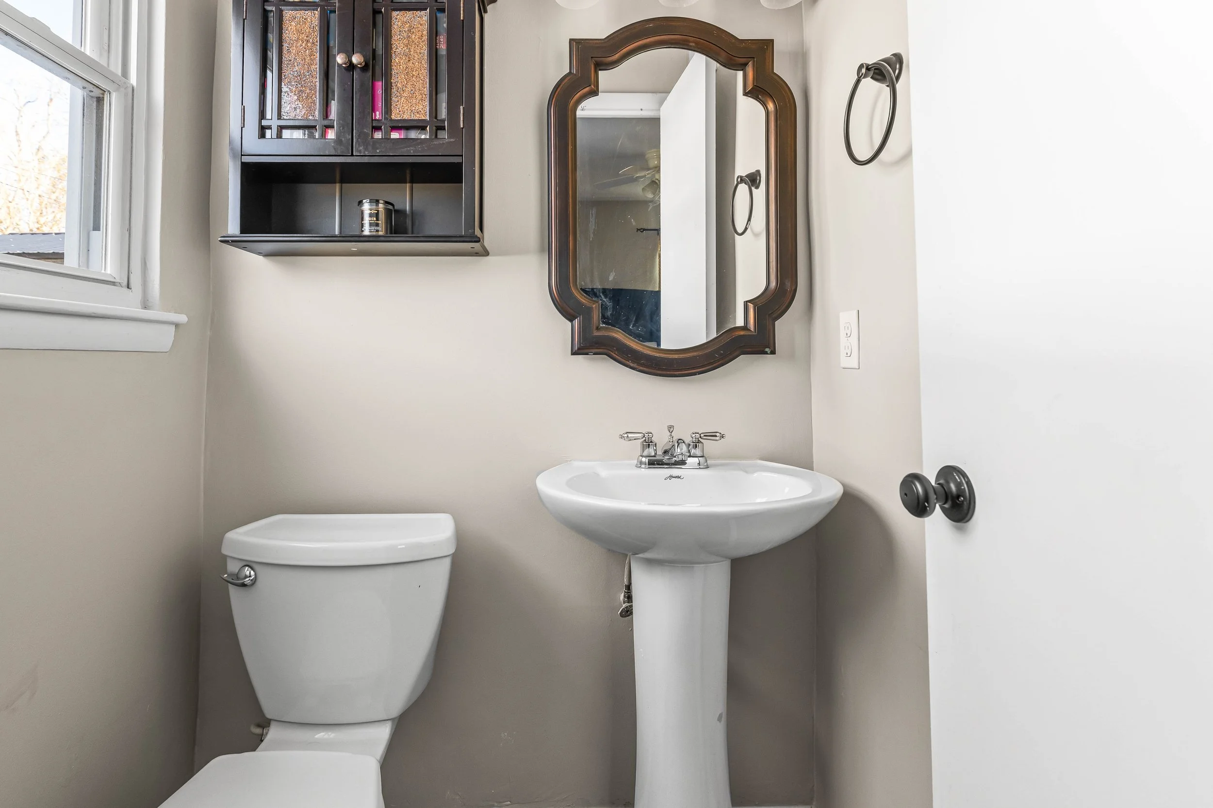 3028 Coach House Lane virginia beach primary bath.jpg