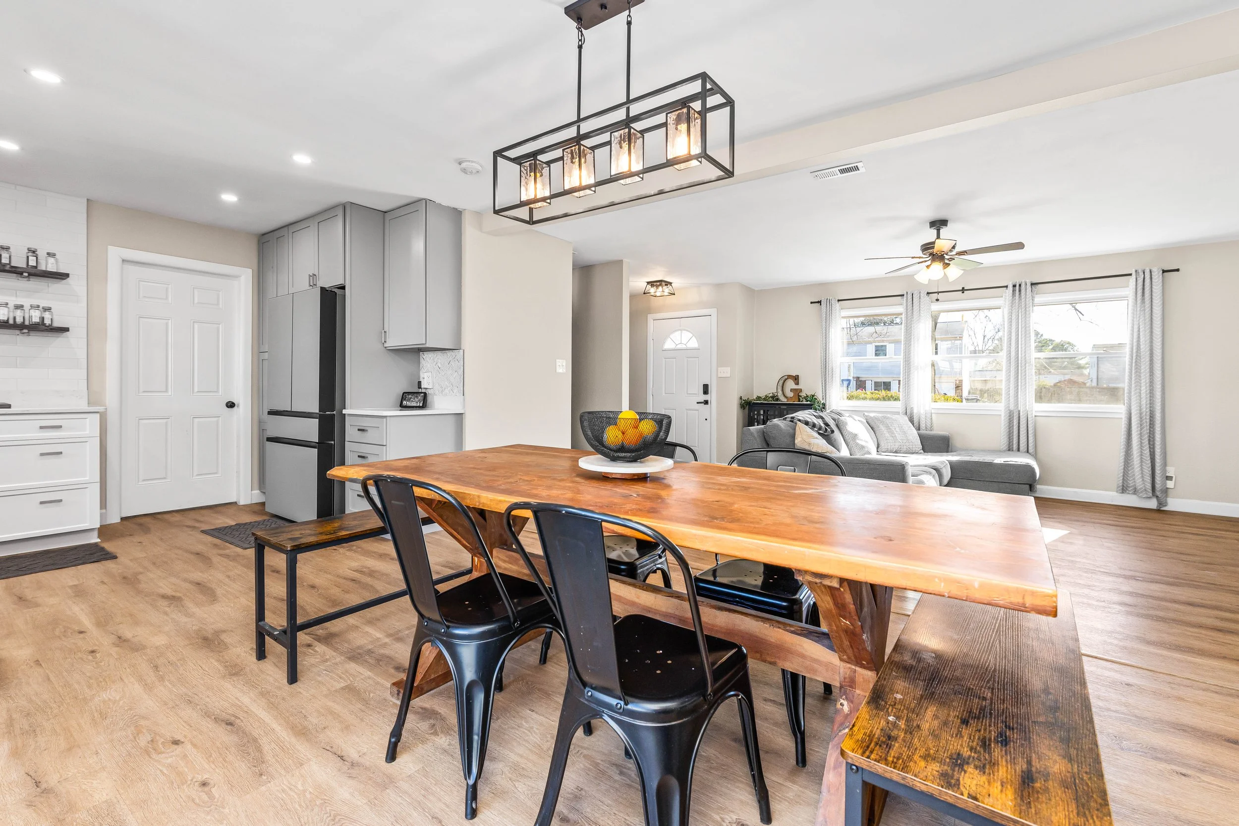 3028 Coach House Lane virginia beach dining room open concept.jpg