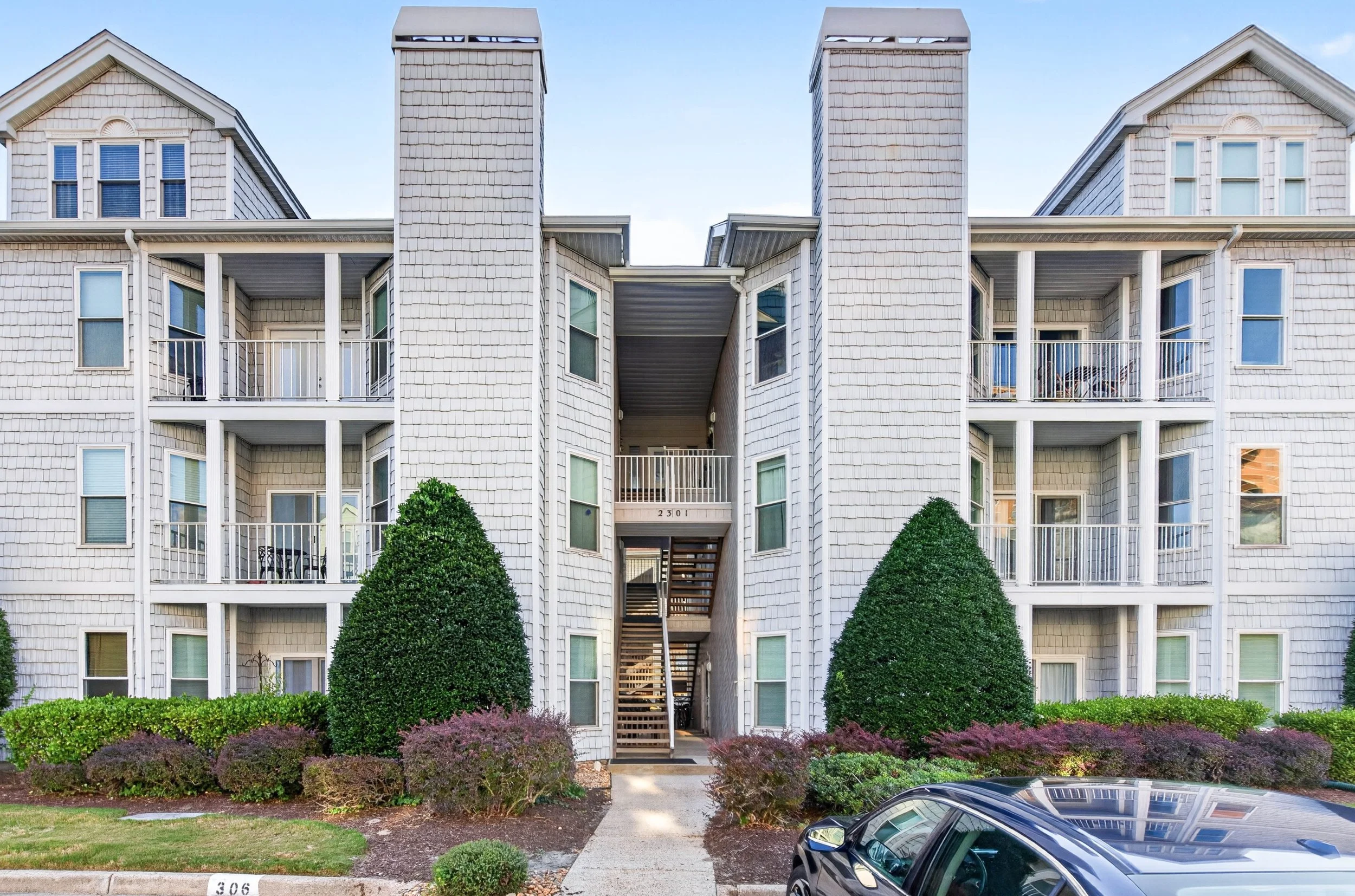 Welcome home to Unit 201, set within the coastal architecture of the Lynnhaven Beach community in Virginia Beach.