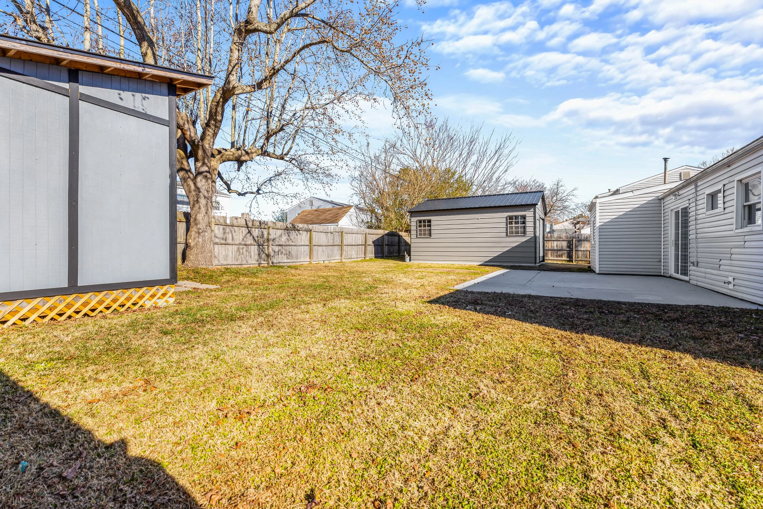 3028 Coach House Lane virginia beach back yard to patio.jpg