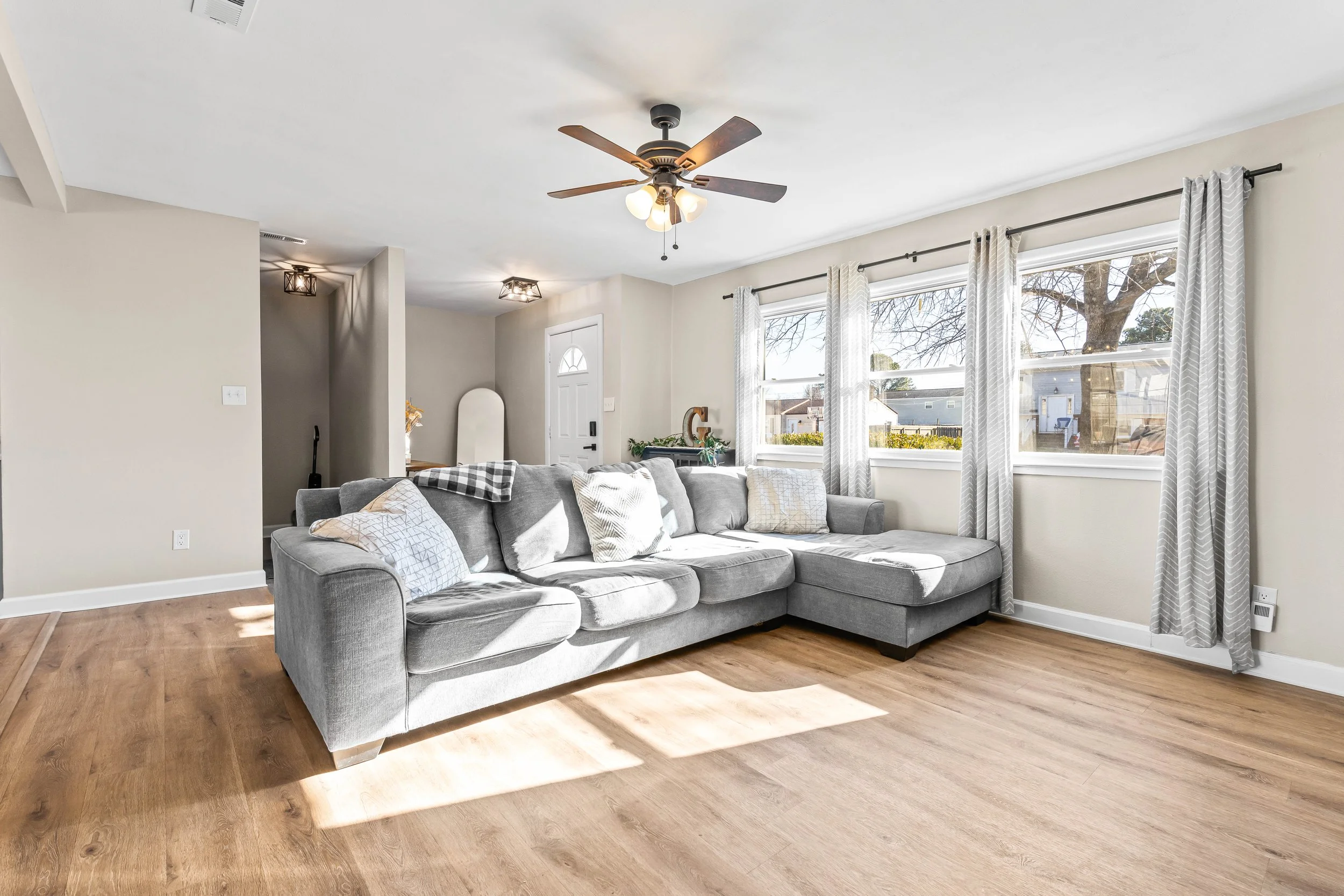 3028 Coach House Lane virginia beach living room natural light.jpg