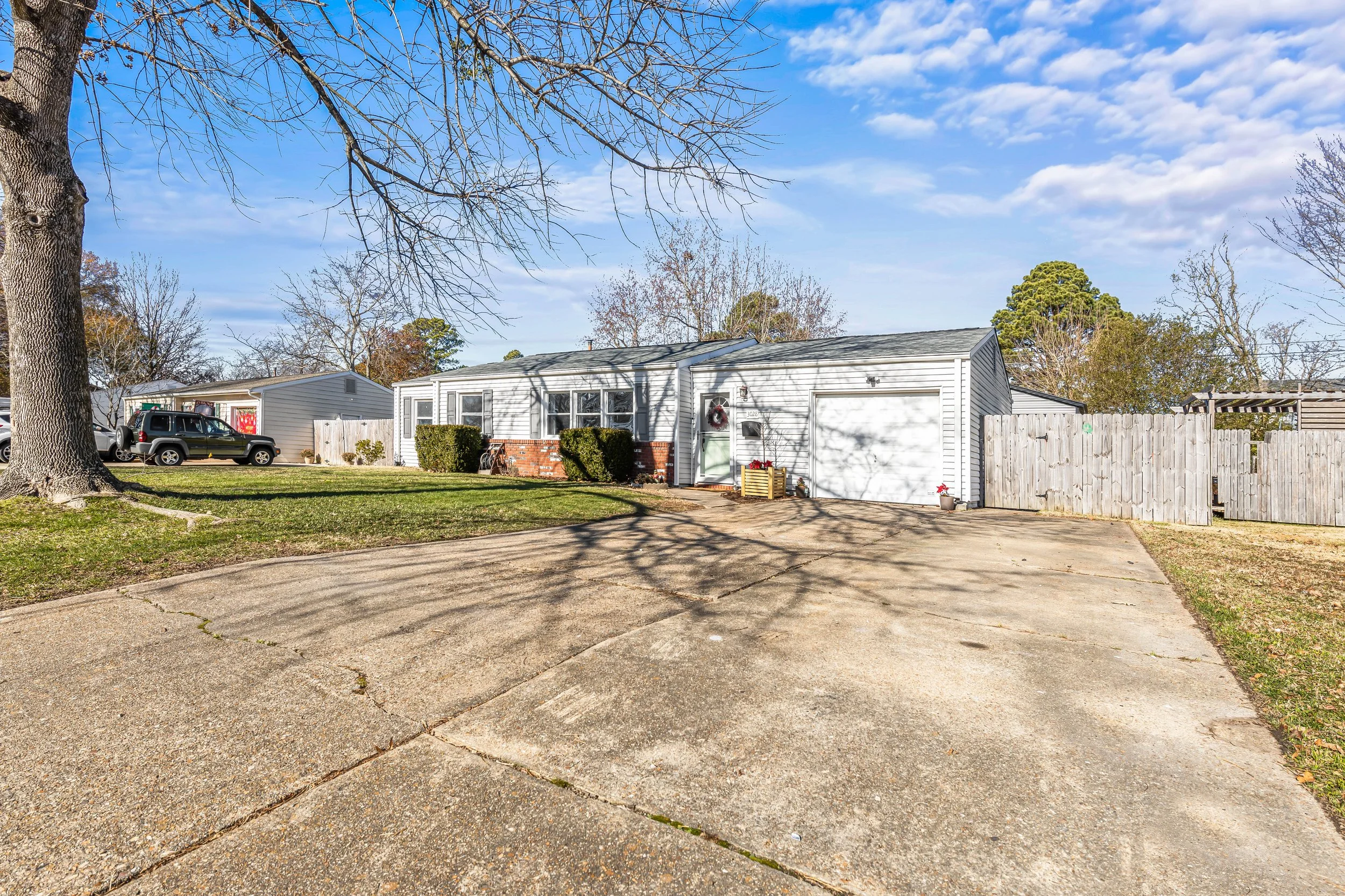 3028 Coach House Lane virginia beach exterior.jpg