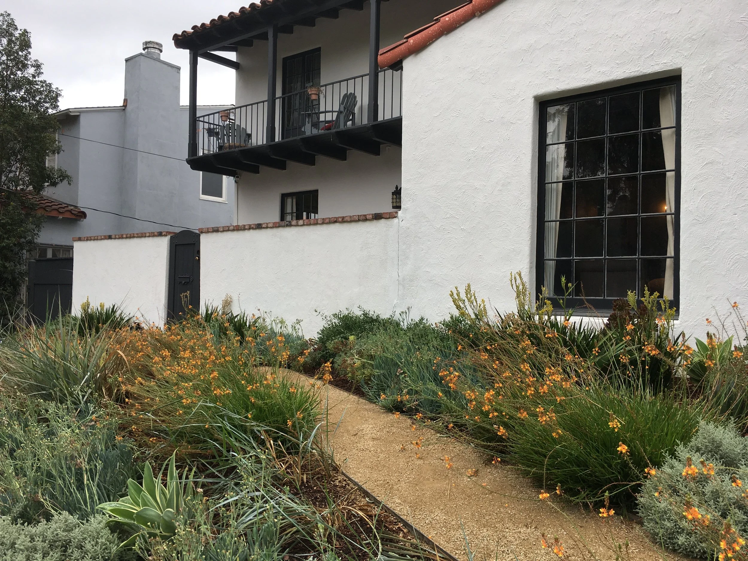 Silverlake Front Yard