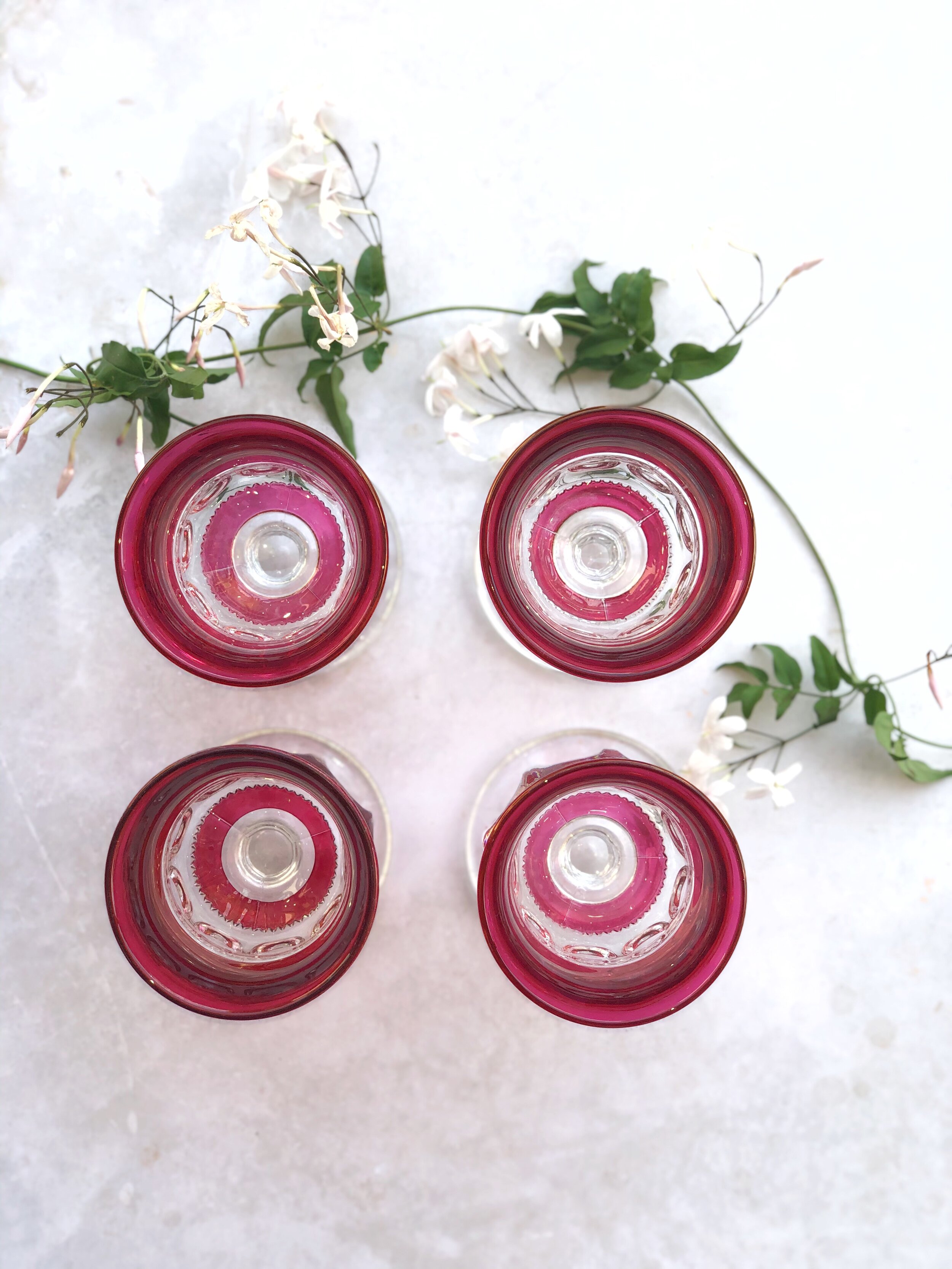 Download Vintage Glassware - Kings Crown Goblet Set of 4 Ruby Flashed Top + Bottom — Lauren Brooks Life