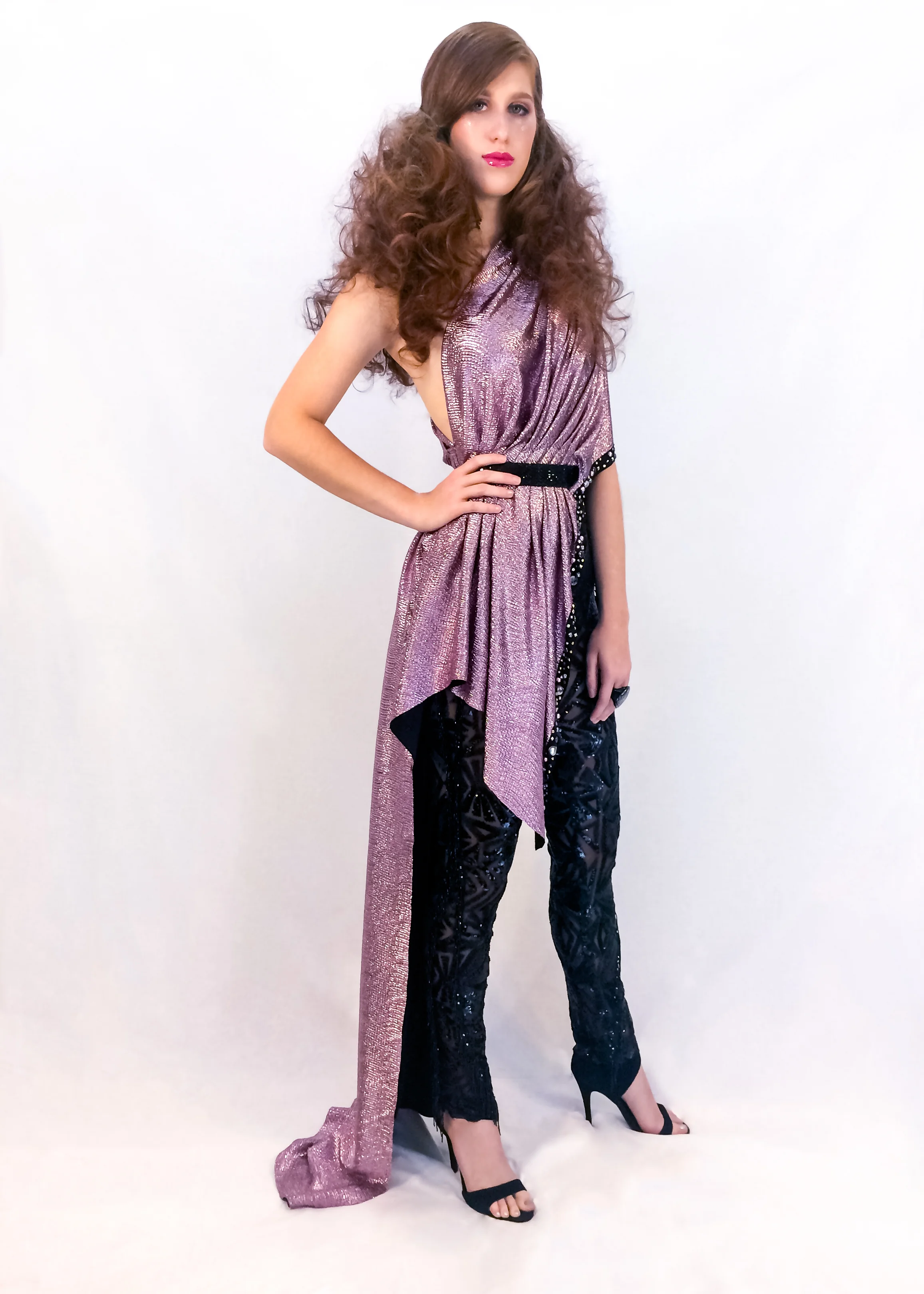 LOOK 01_FRONT 3-4.jpg