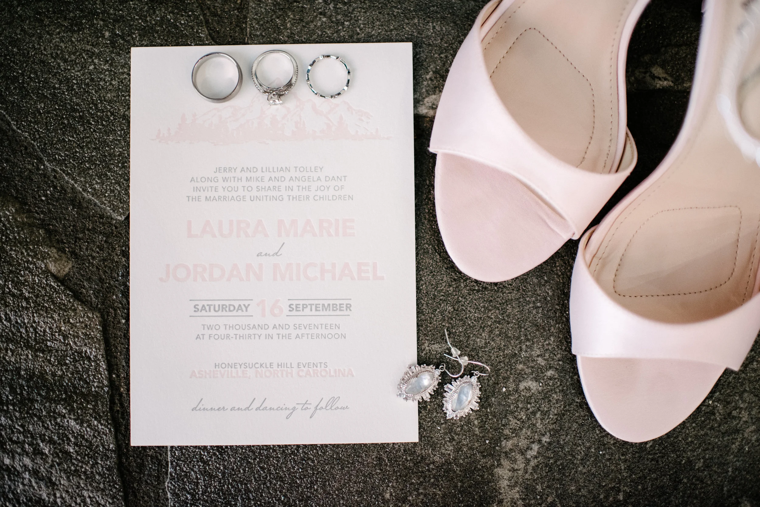 Honeysuckle-Hill-Asheville-Wedding-Venue-Gallery-Laura-9.jpg