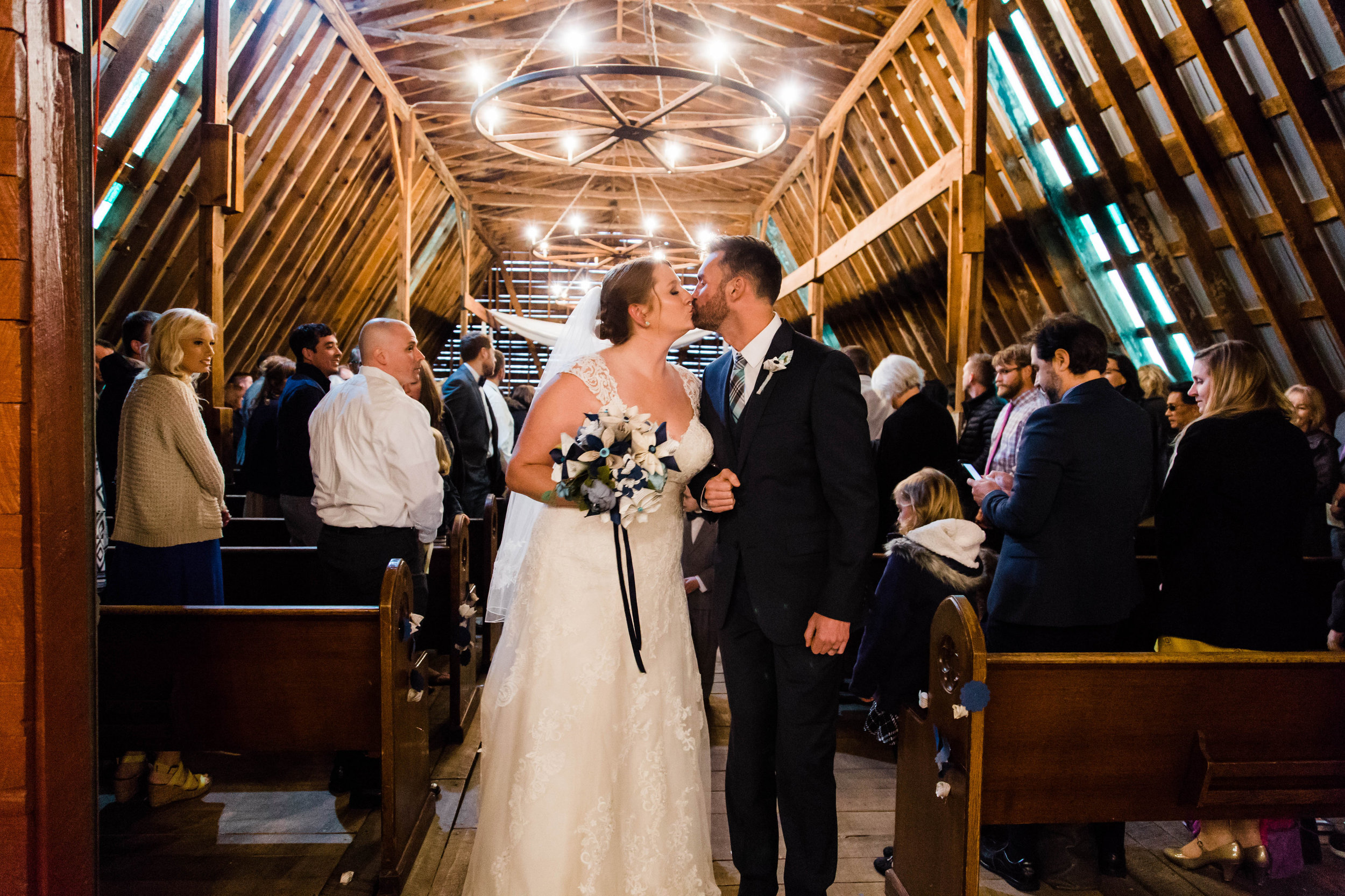 Honeysuckle-Hill-Weddings-Andrew-Rachel-201.jpg