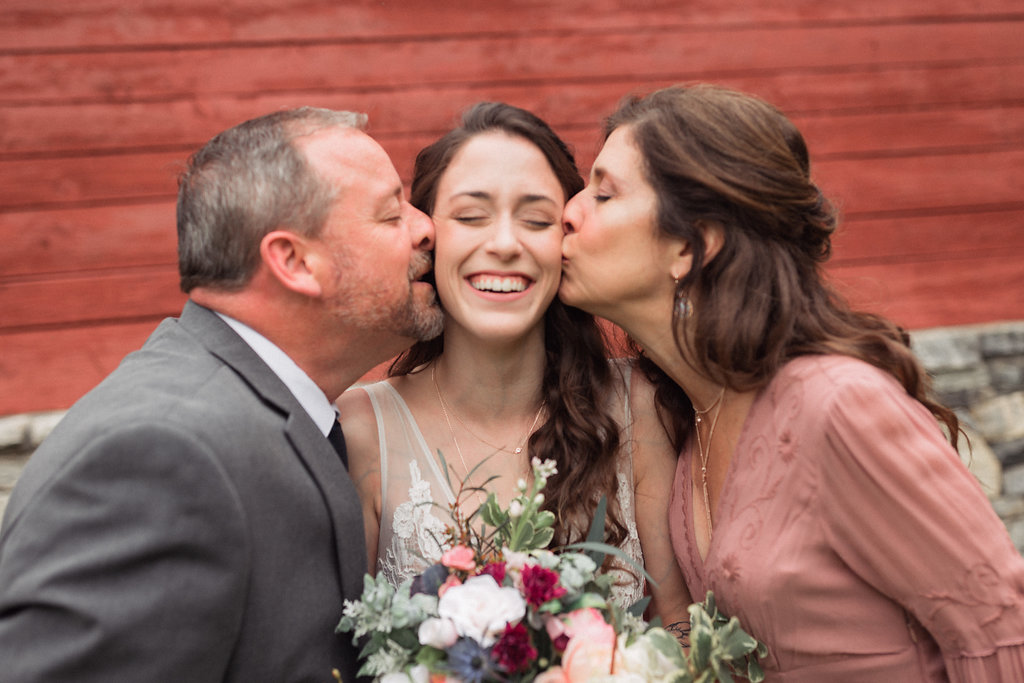 Honeysuckle-Hill-Weddings-Mallory-Patrick-48.jpg