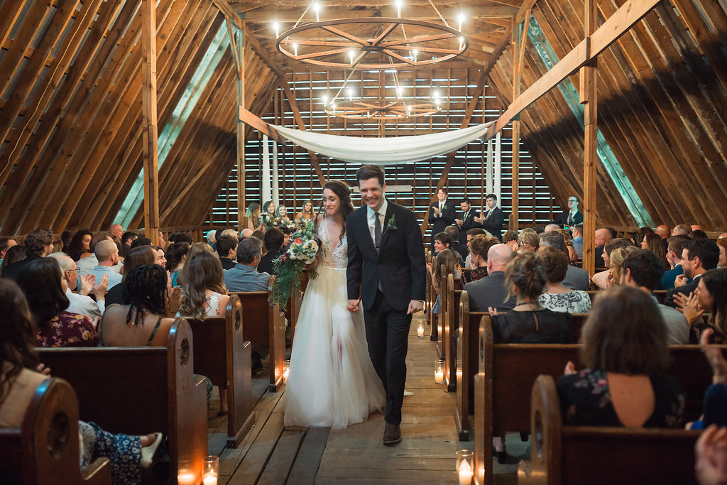 Honeysuckle-Hill-Weddings-Mallory-Patrick-99.jpg