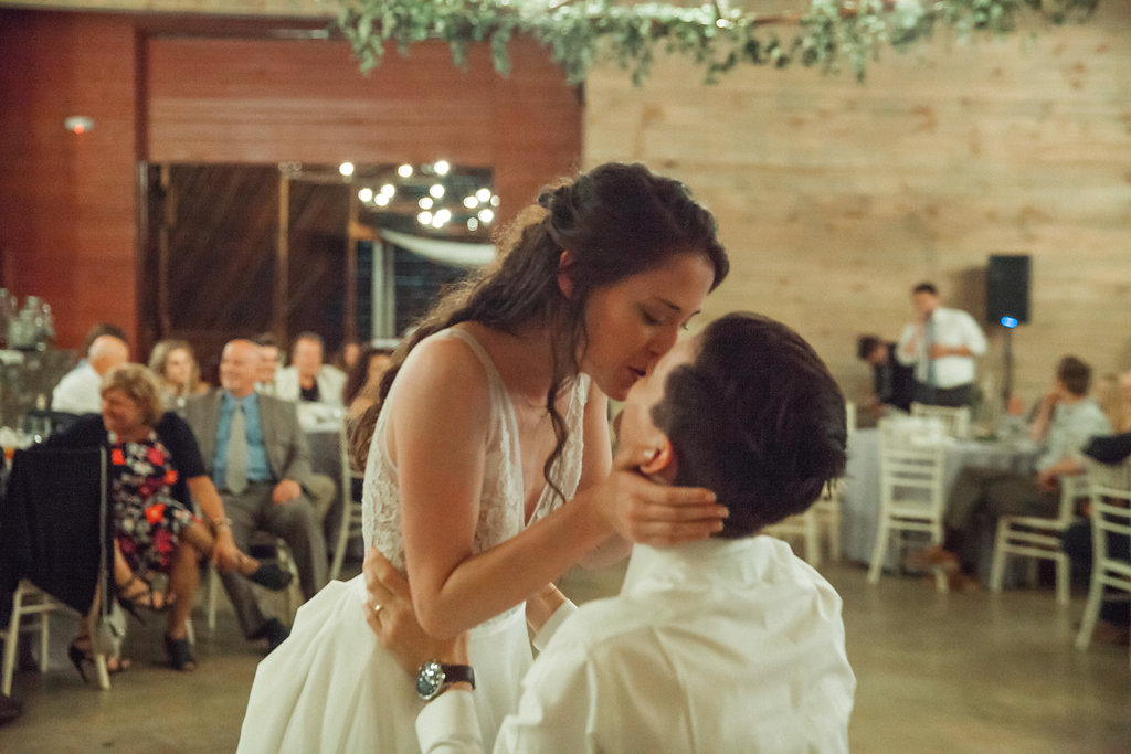 Honeysuckle-Hill-Weddings-Mallory-Patrick-122.jpg