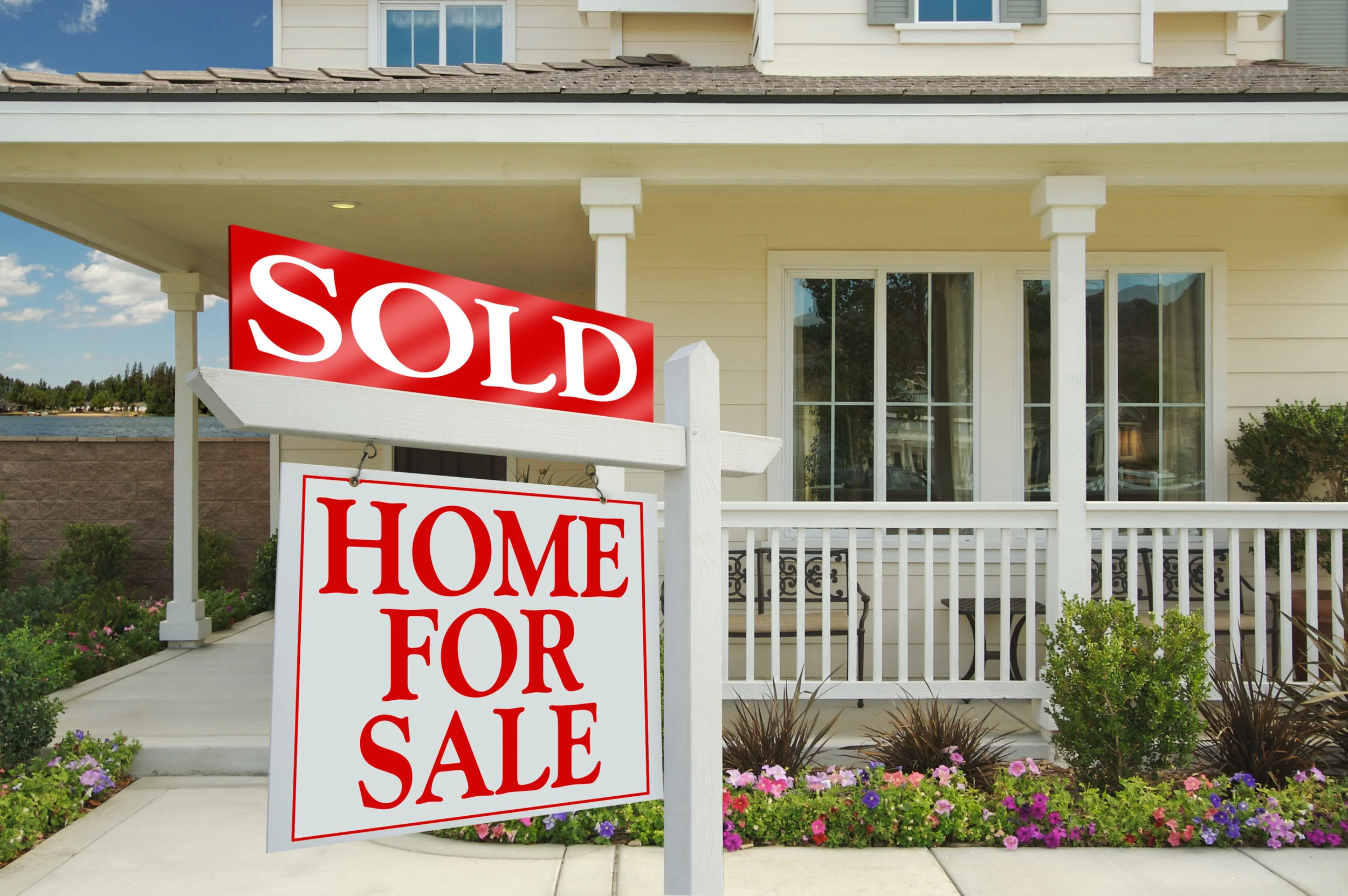 BUYERS UNDETERRED - US EXISTING HOME SALES RISE