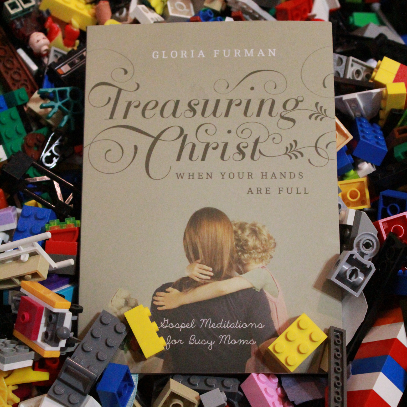 Women's Book Club: Treasuring Christ when your Hands Are Full