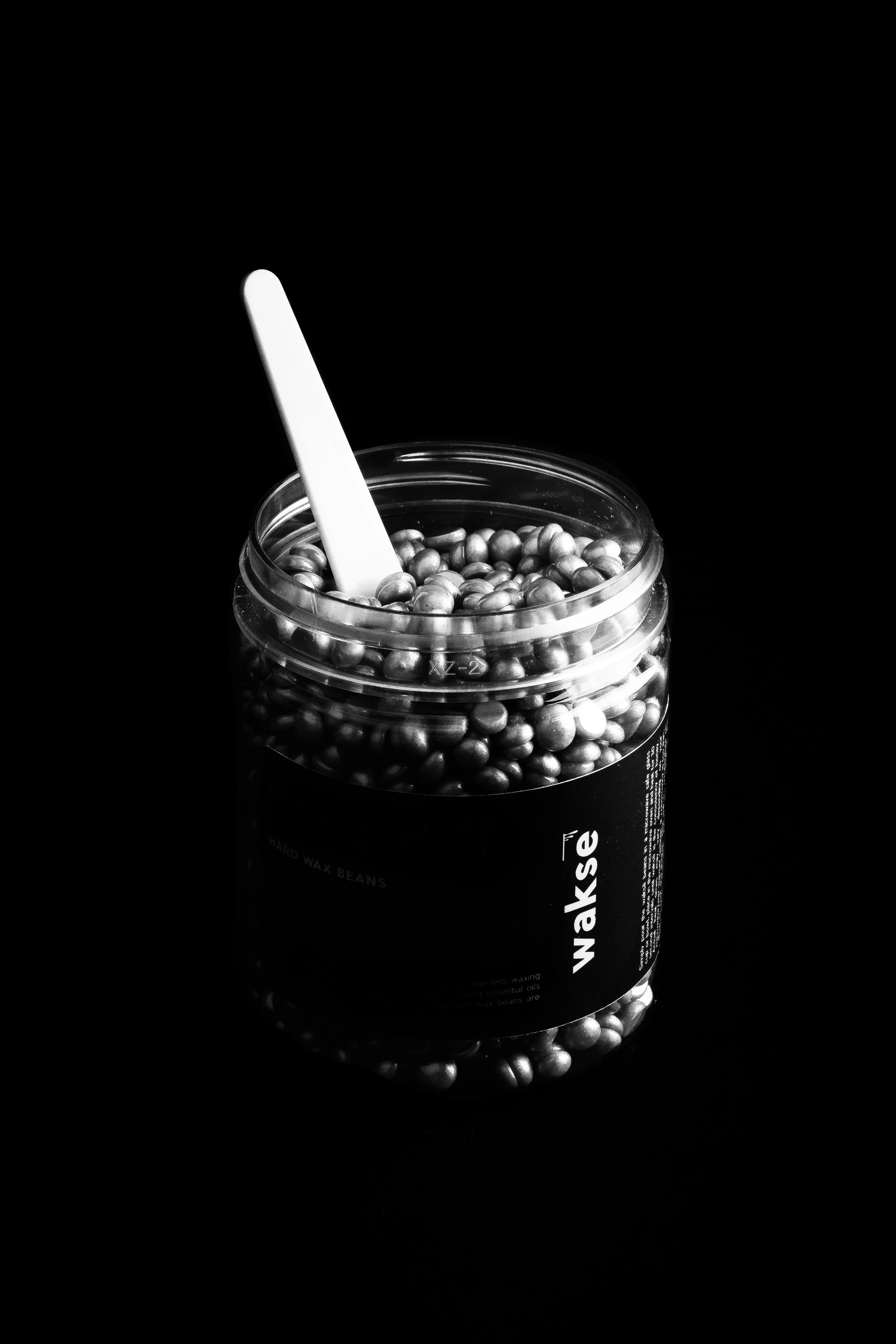 wakse-mini-liquid-mercury-angle-shot-bg-black.jpg