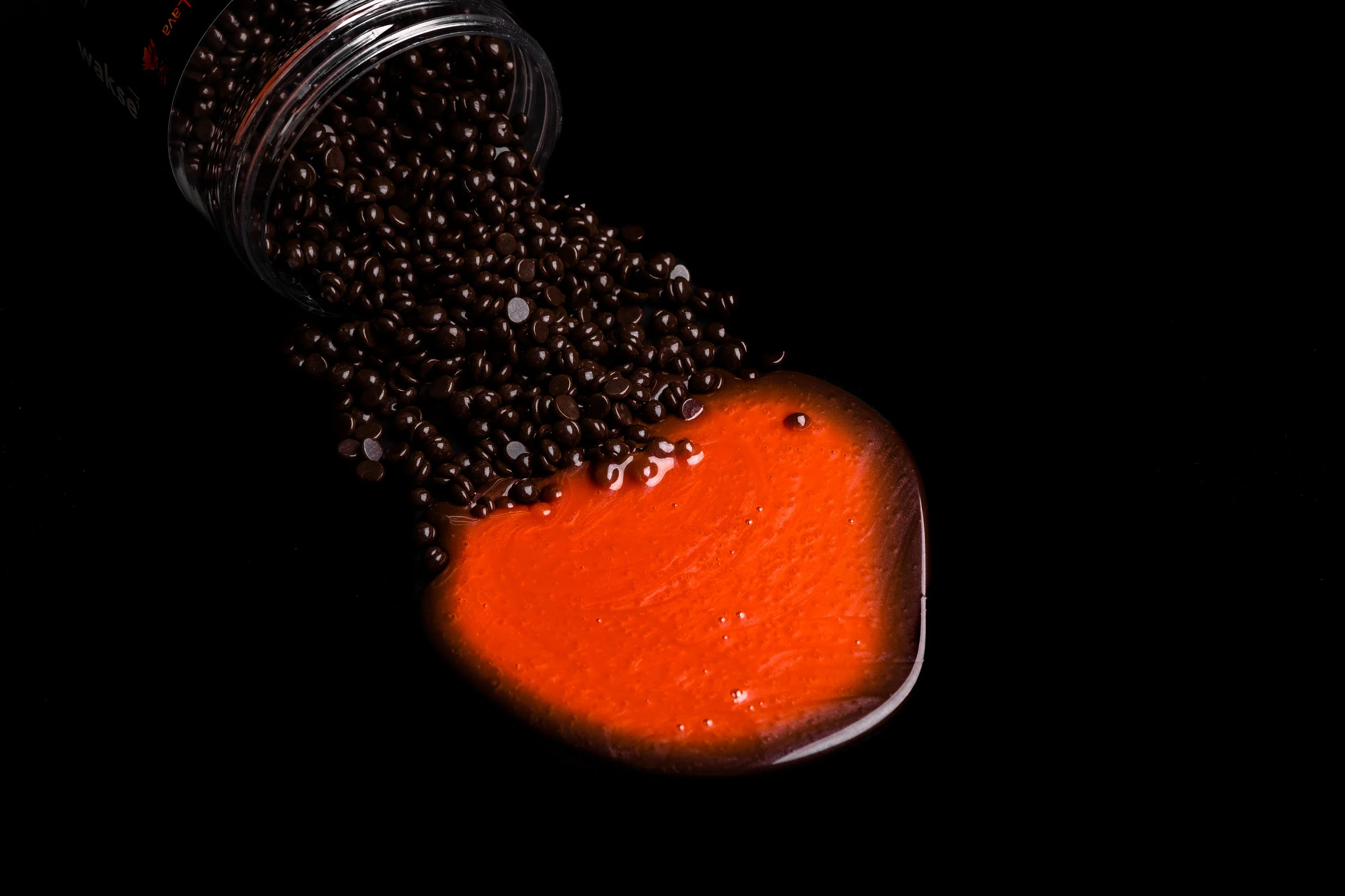 wakse-metamorphic-lava-made-by-two-hairy-guys-13.jpg