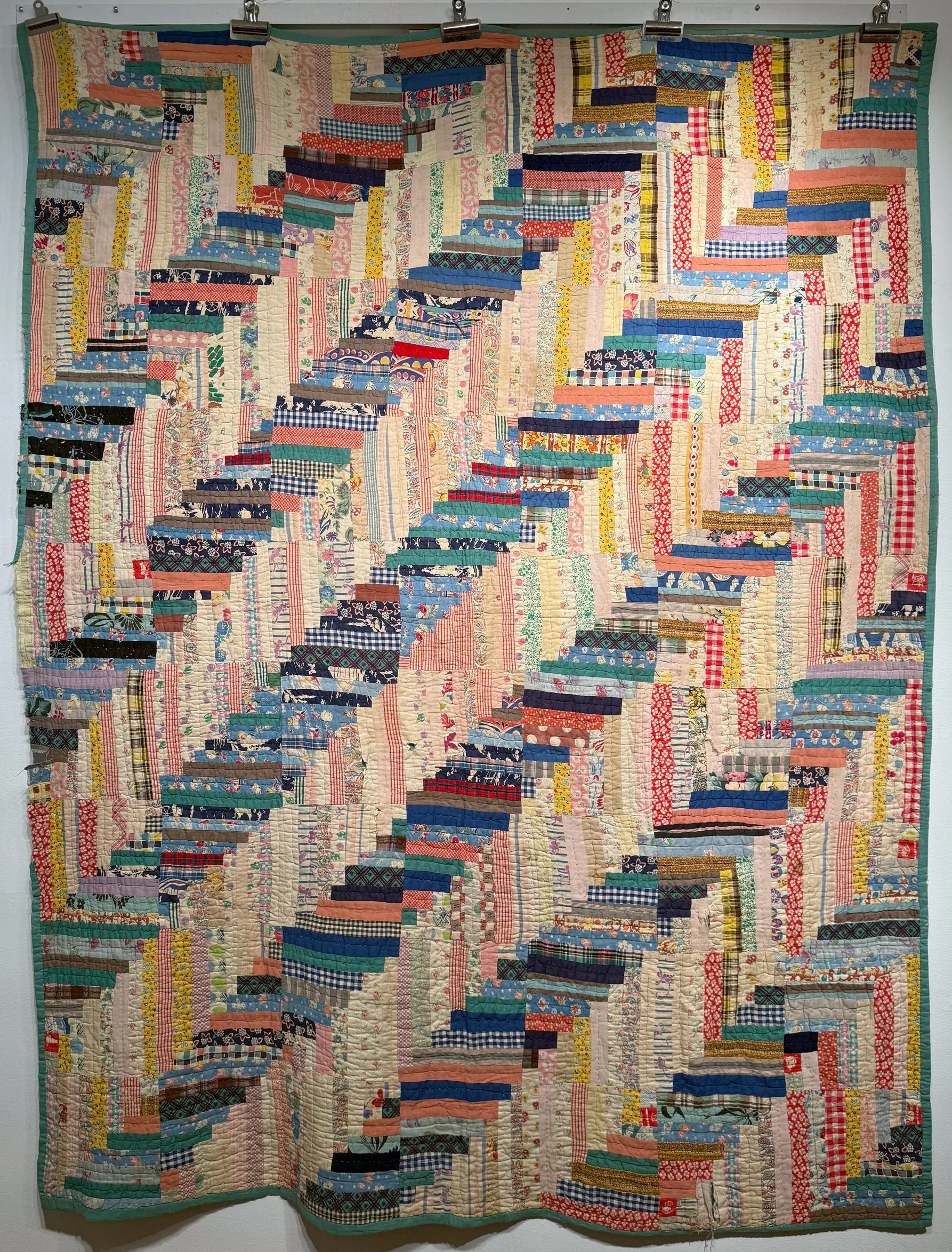 VINTAGE QUILT, DATED 1952