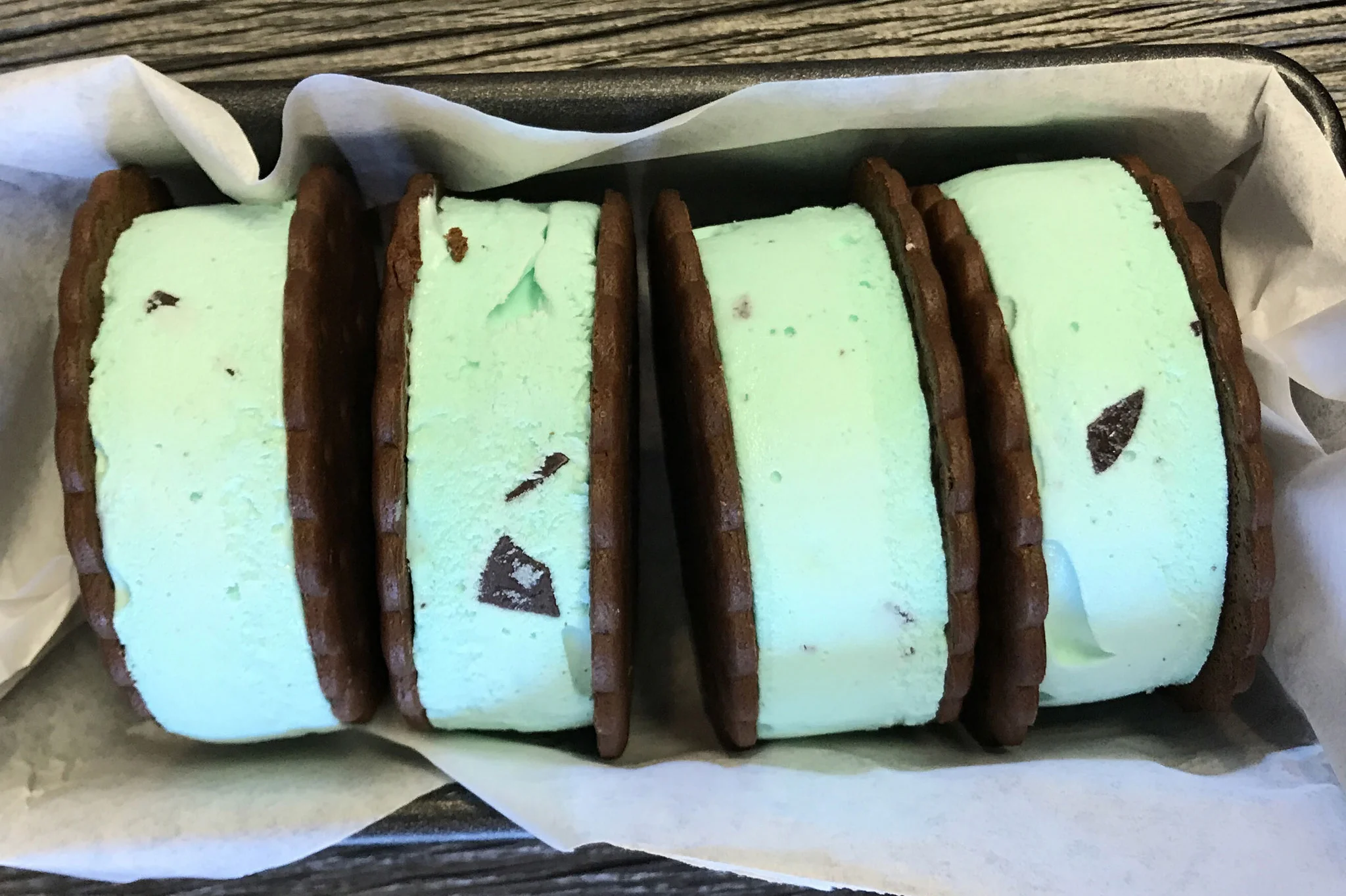 IceCreamSandwichesInPan_2048x1365.jpg