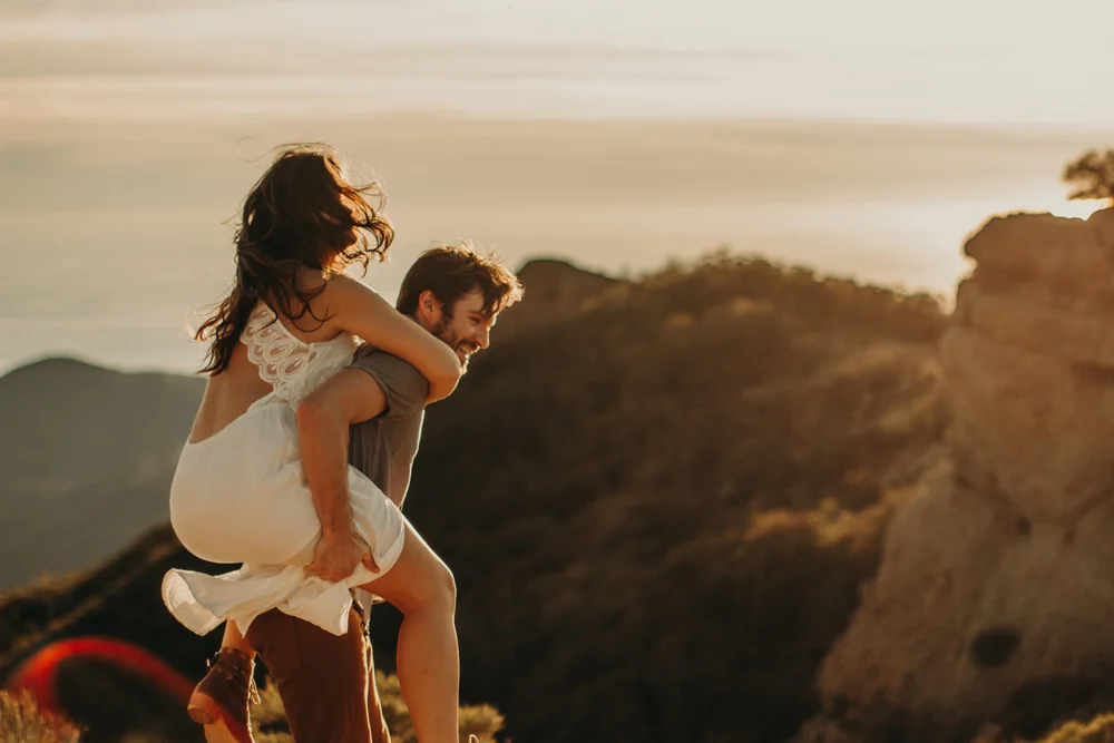 adventurous-engagement-photos-los-angeles.jpg