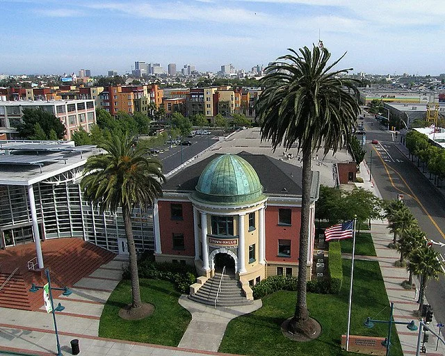 Emeryville Civic Center