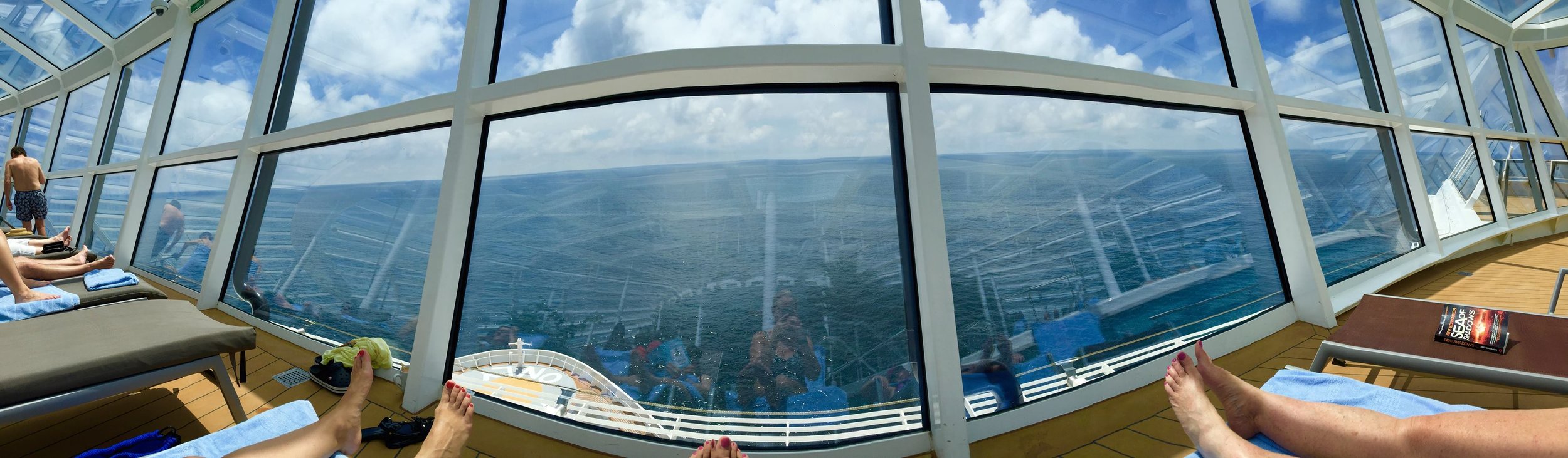 2015, Anthem of the Seas Solarium view in the Bay of Biscay (Spain)