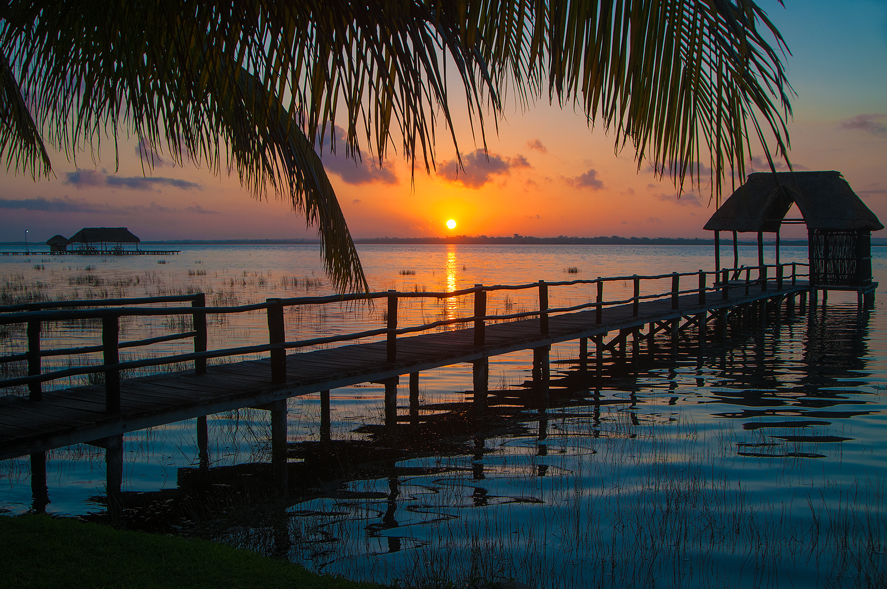 Laguna Bacalar.jpg